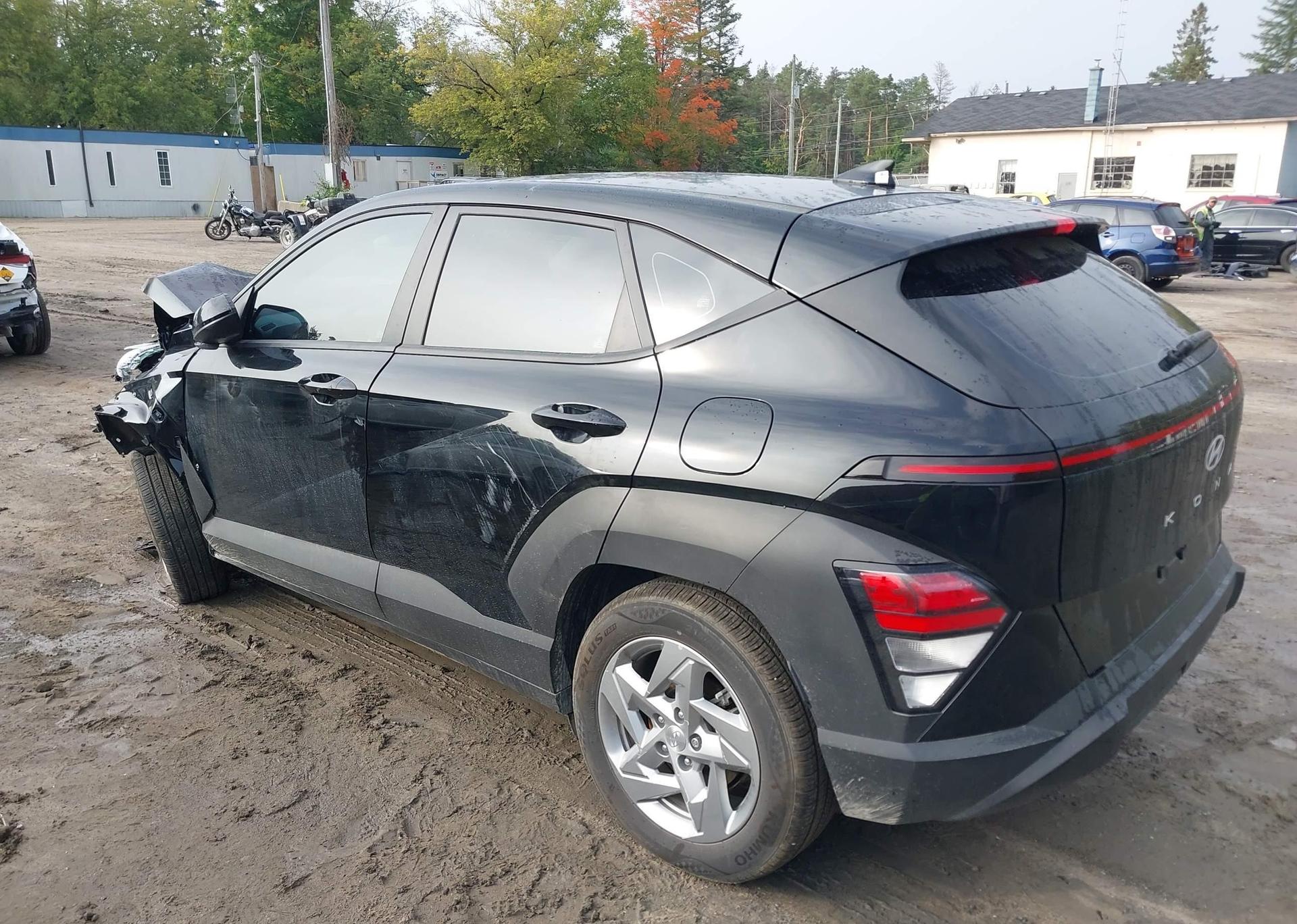 2025 HYUNDAI KONA SE