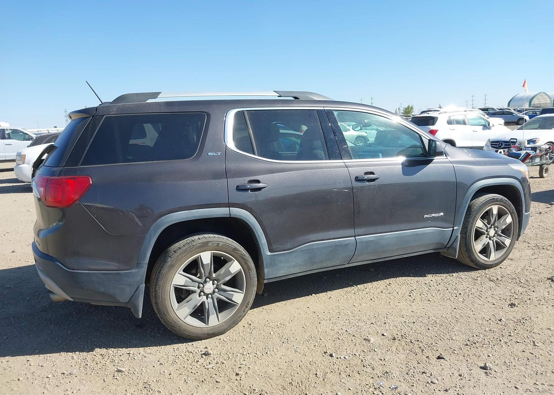 2017 GMC ACADIA SLT-2