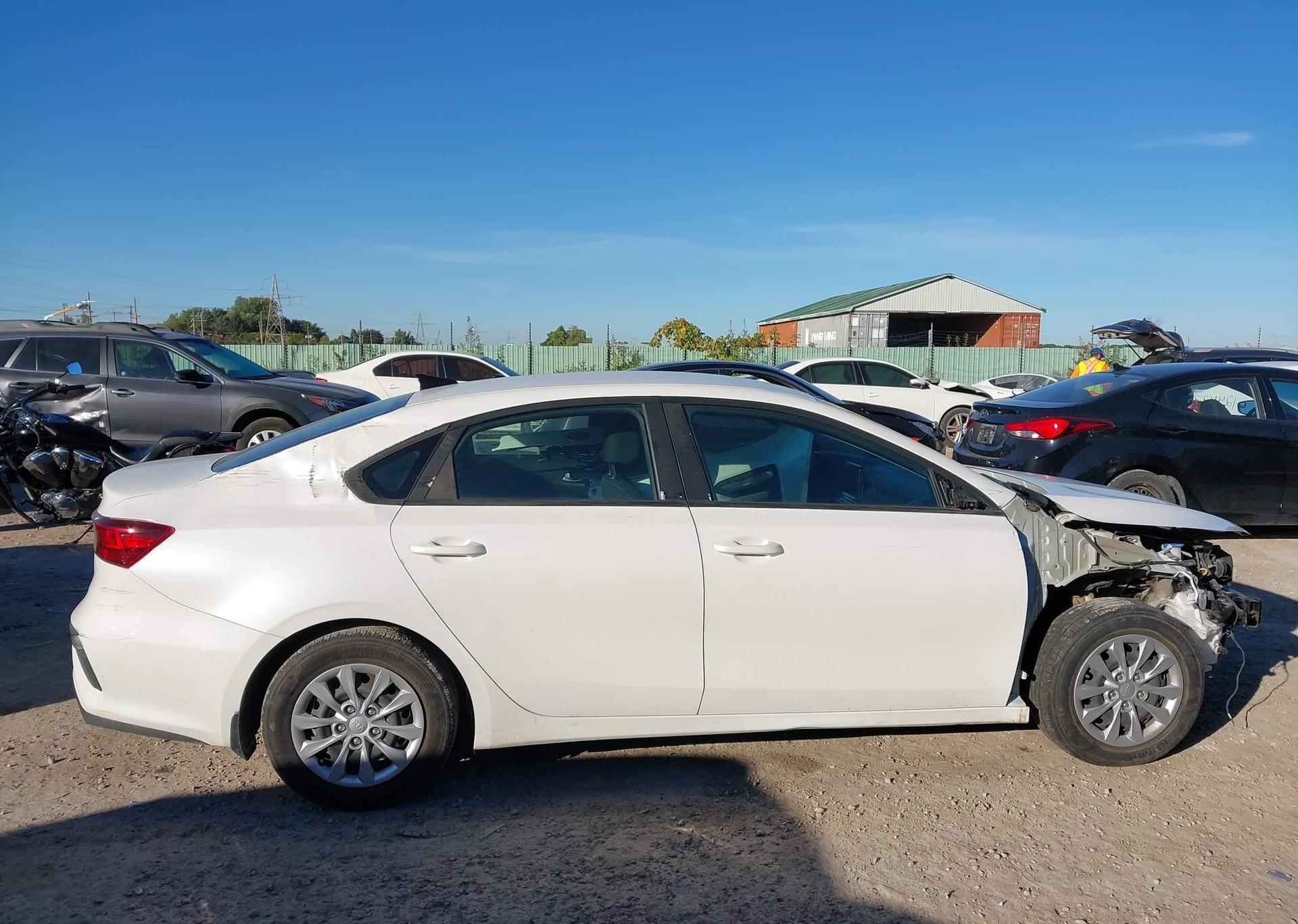 2021 KIA FORTE LX
