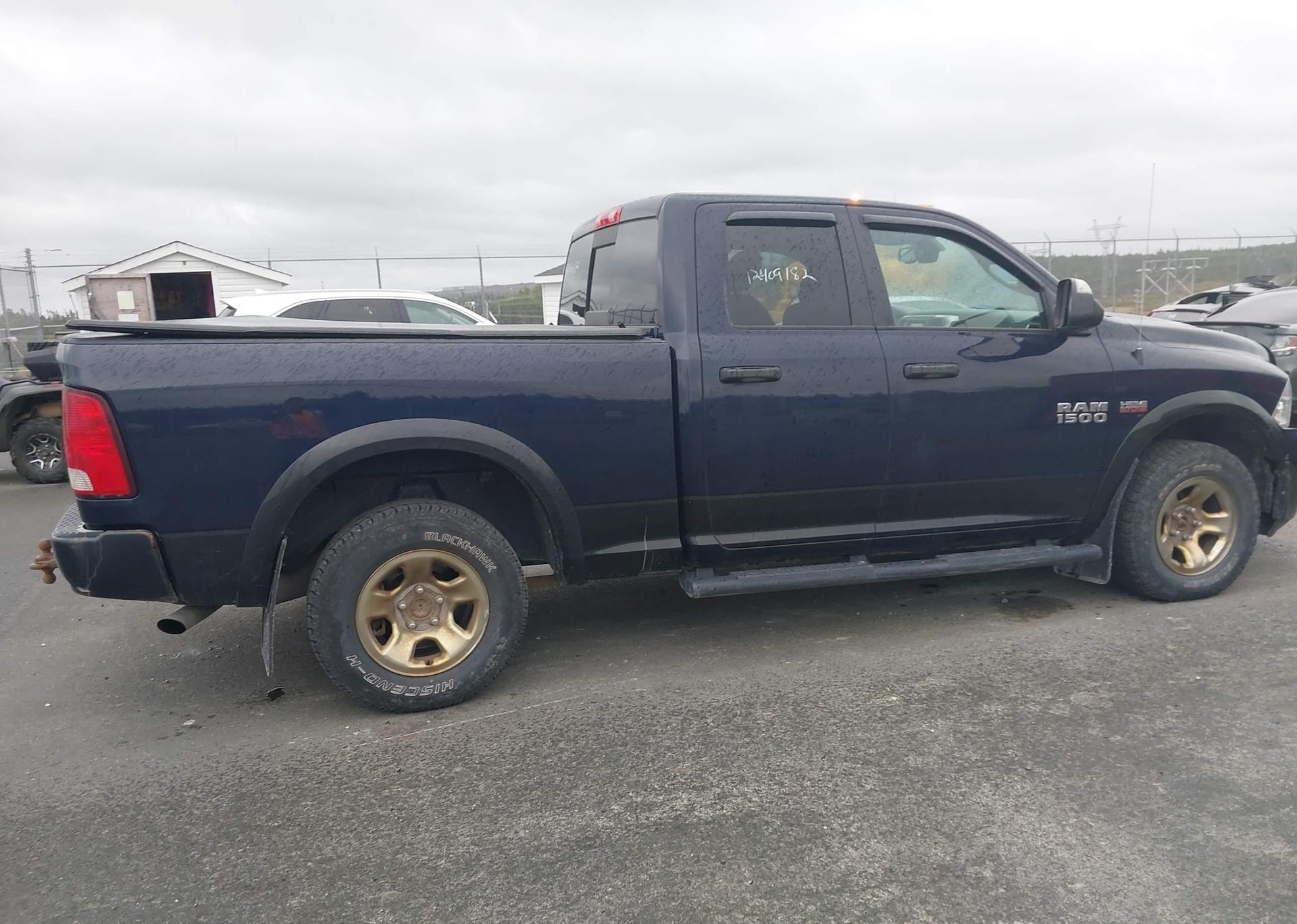 2017 RAM 1500 SLT