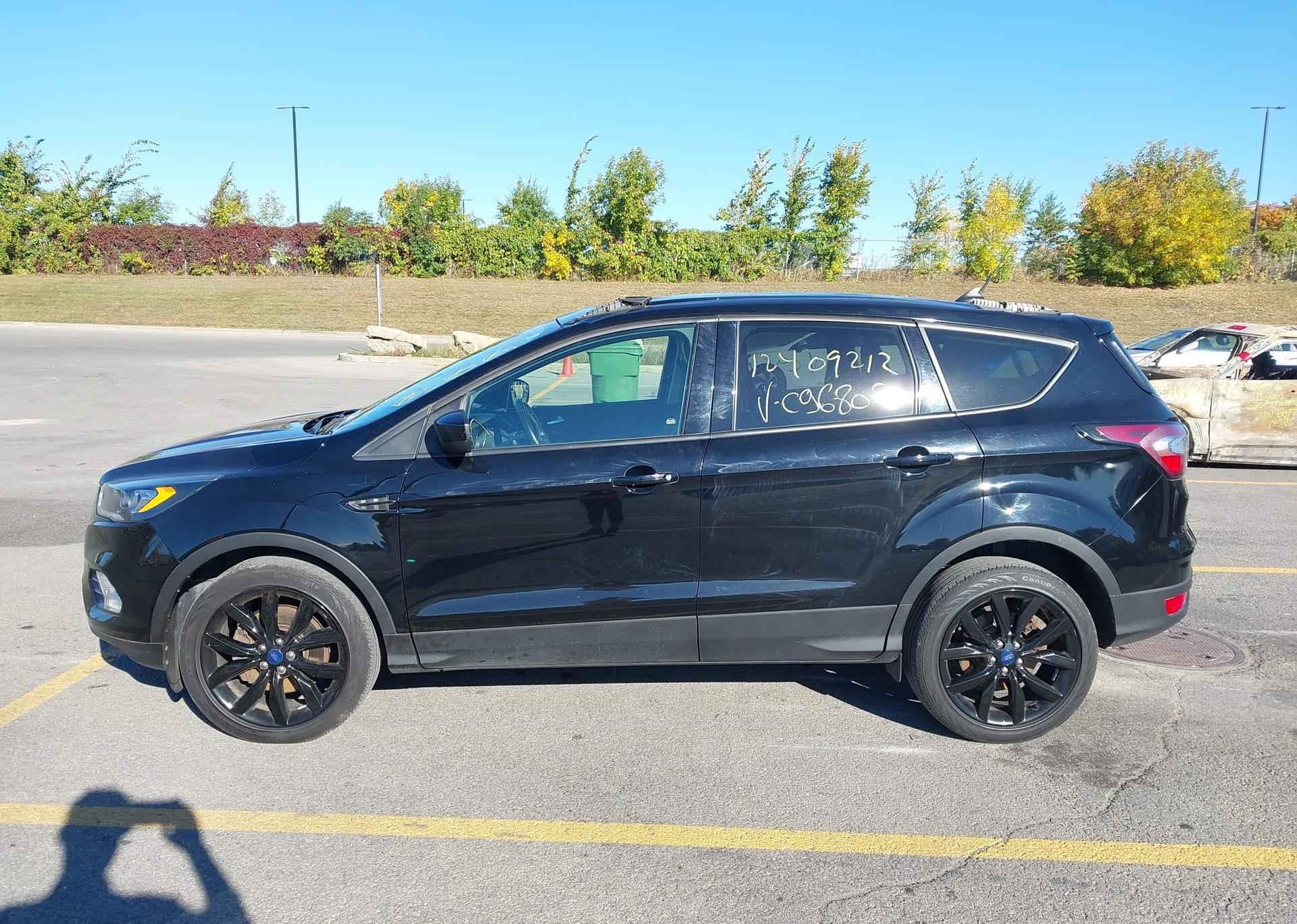 2018 FORD ESCAPE SE