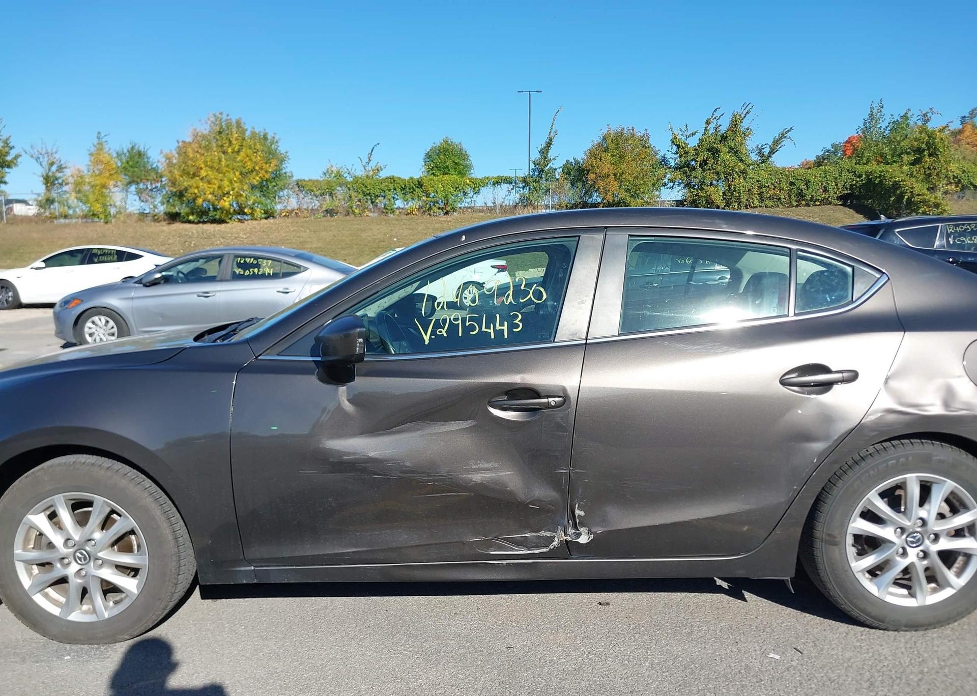 2016 MAZDA 3 TOURING