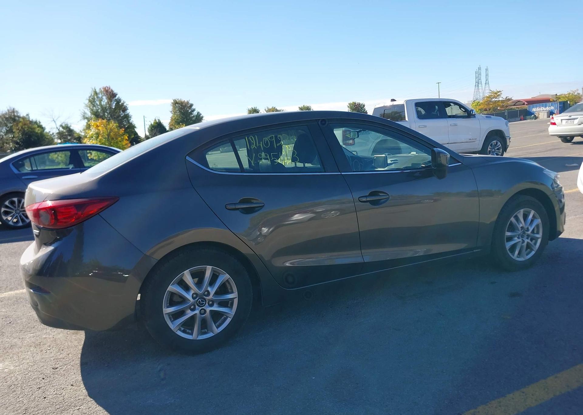 2016 MAZDA 3 TOURING