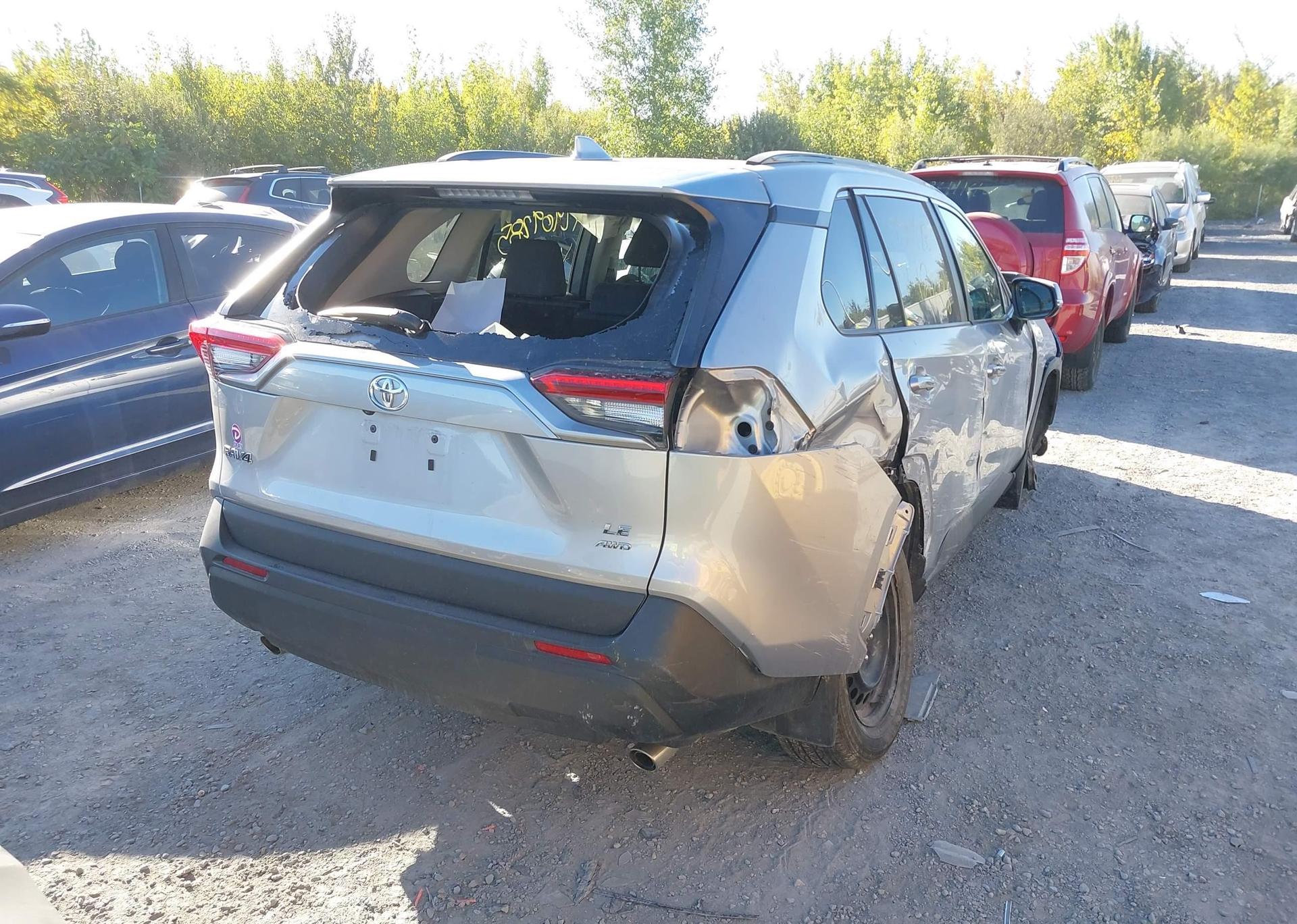2021 TOYOTA RAV4 LE