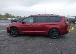 2021 CHRYSLER PACIFICA