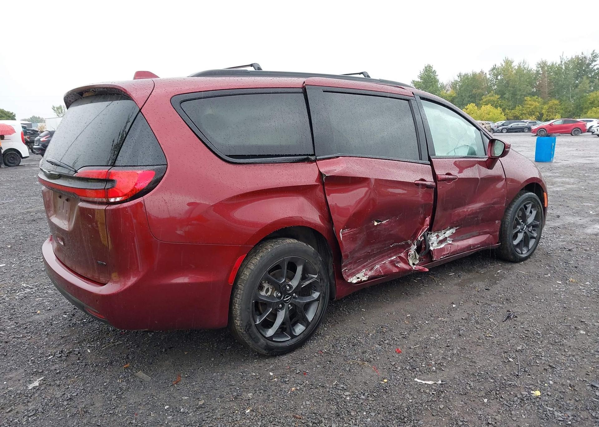2021 CHRYSLER PACIFICA