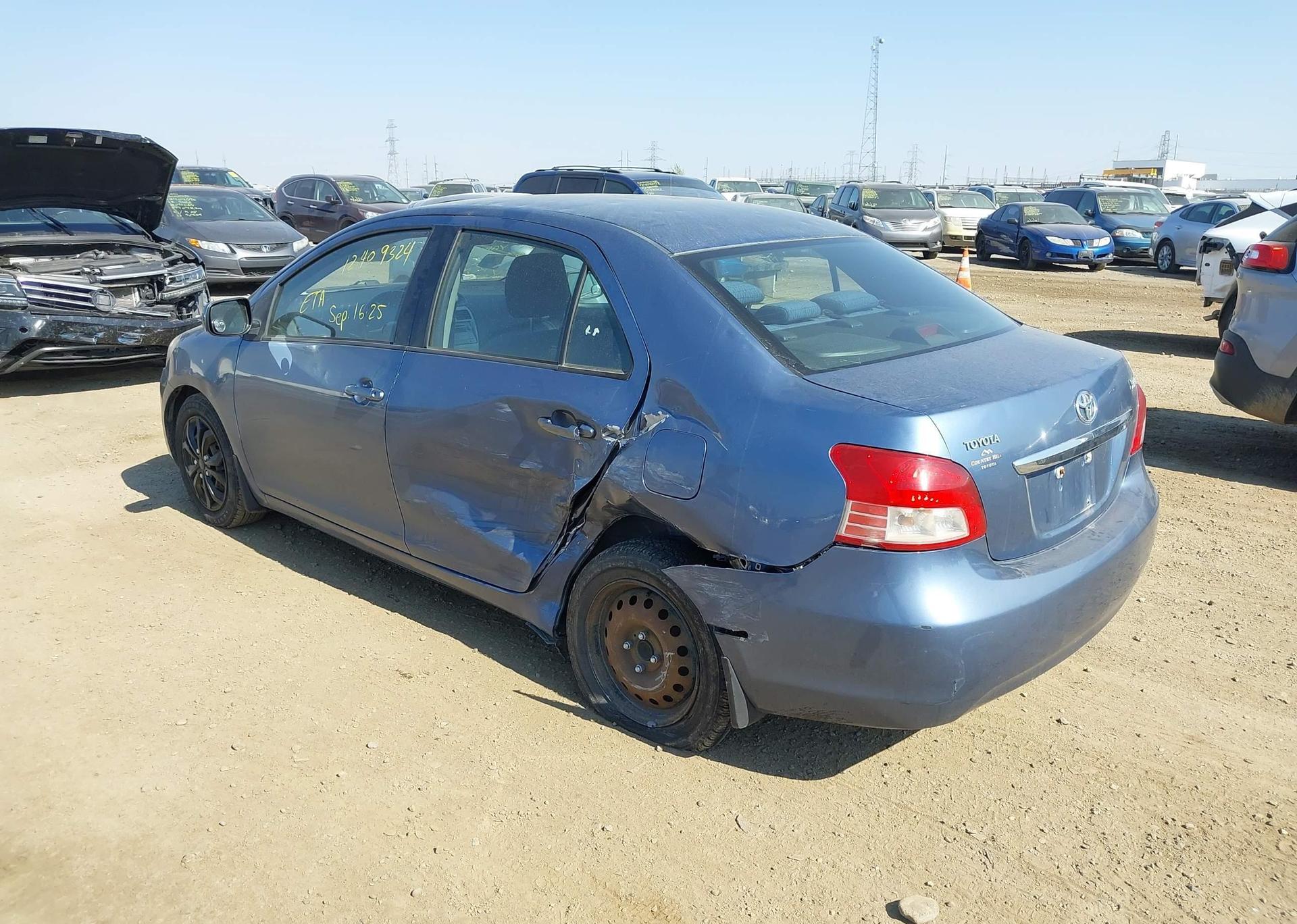 2009 TOYOTA YARIS