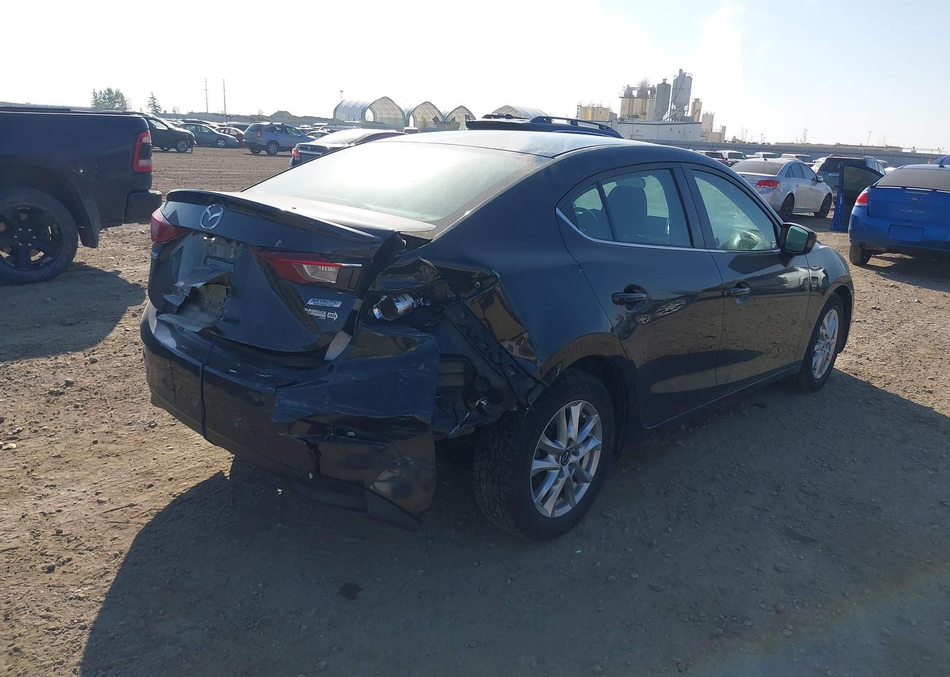 2014 MAZDA MAZDA3 GS-SKY