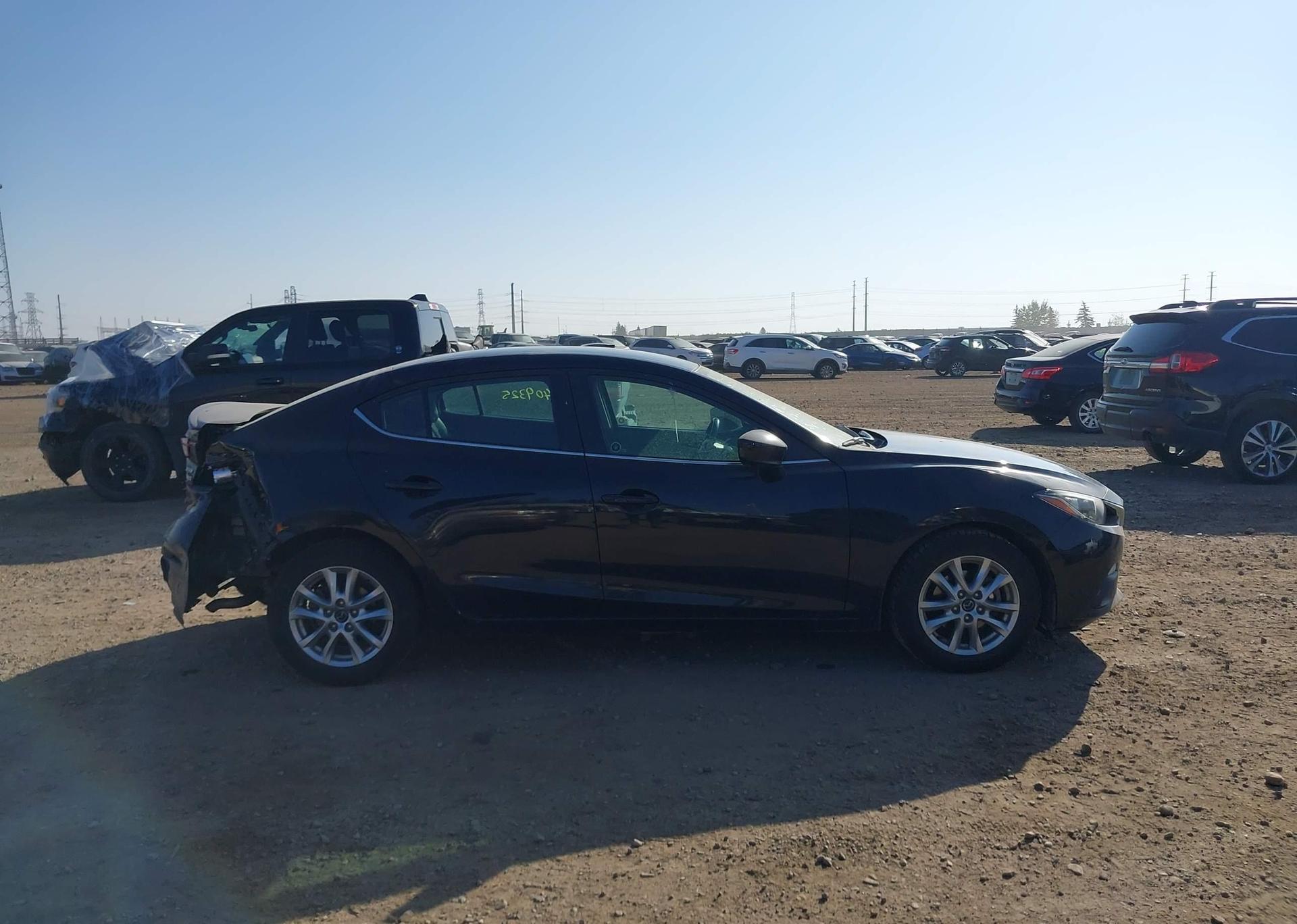 2014 MAZDA MAZDA3 GS-SKY