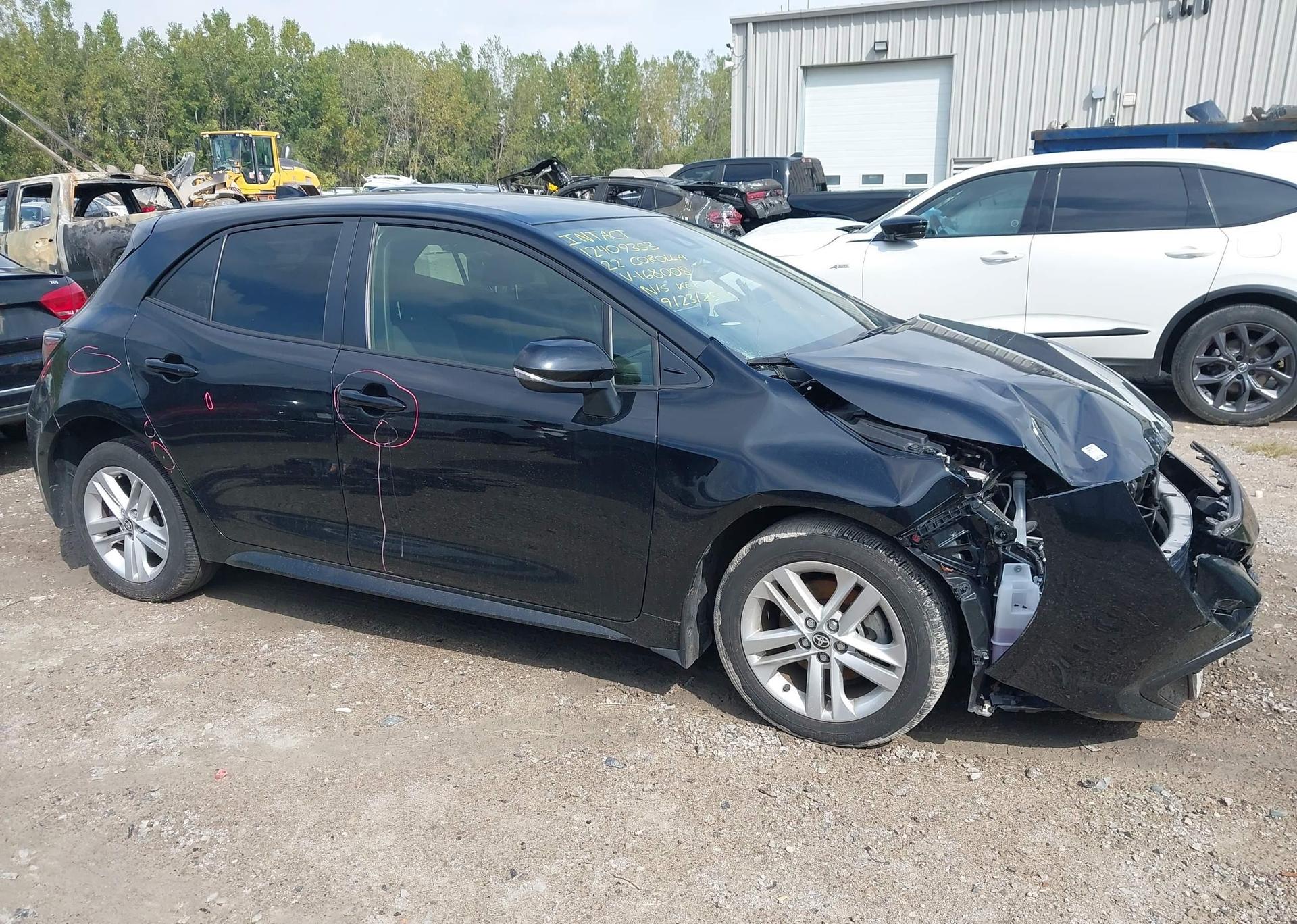 2022 TOYOTA COROLLA