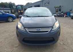 2013 FORD FIESTA SE