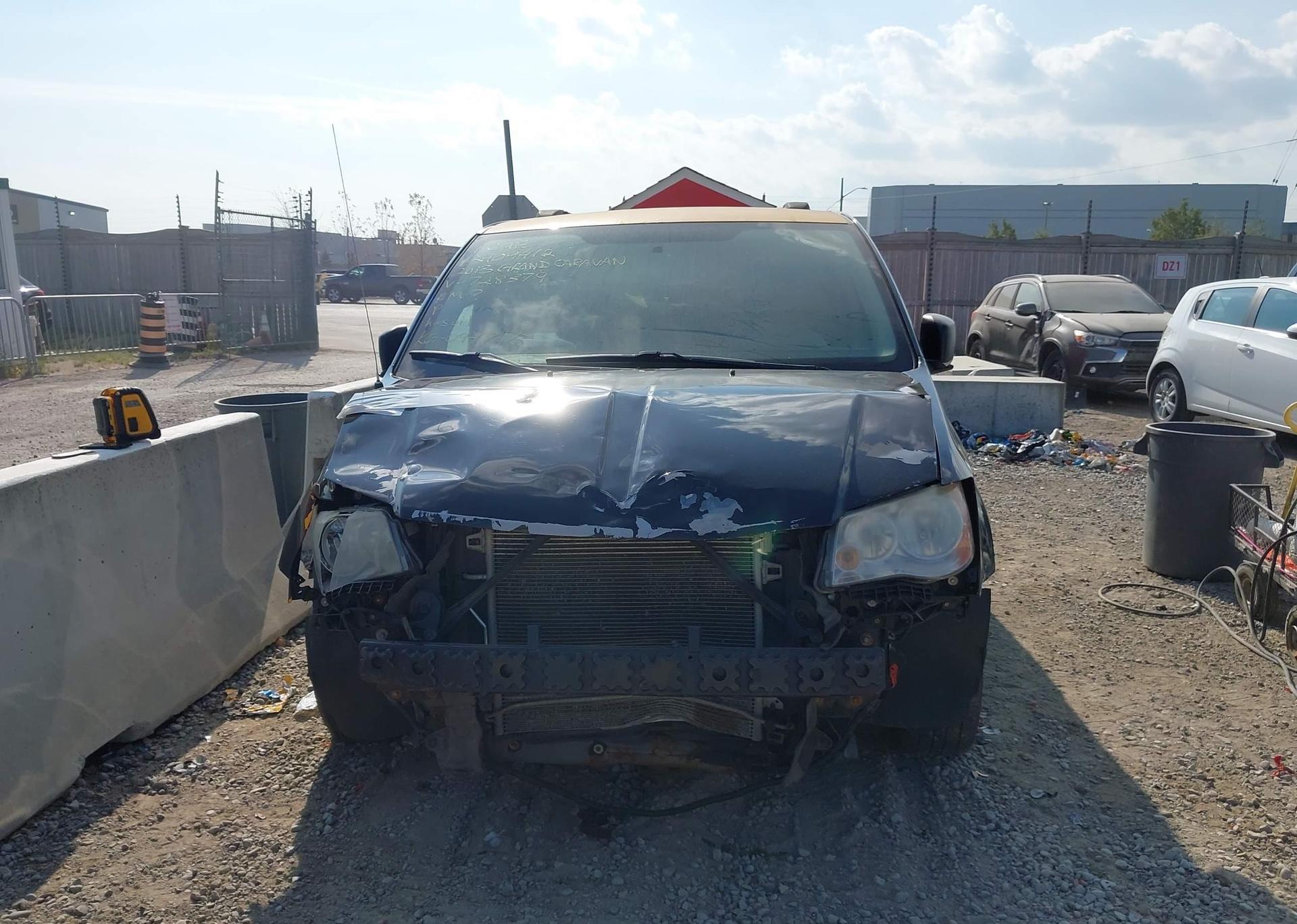 2013 DODGE GRAND CARAVAN SE