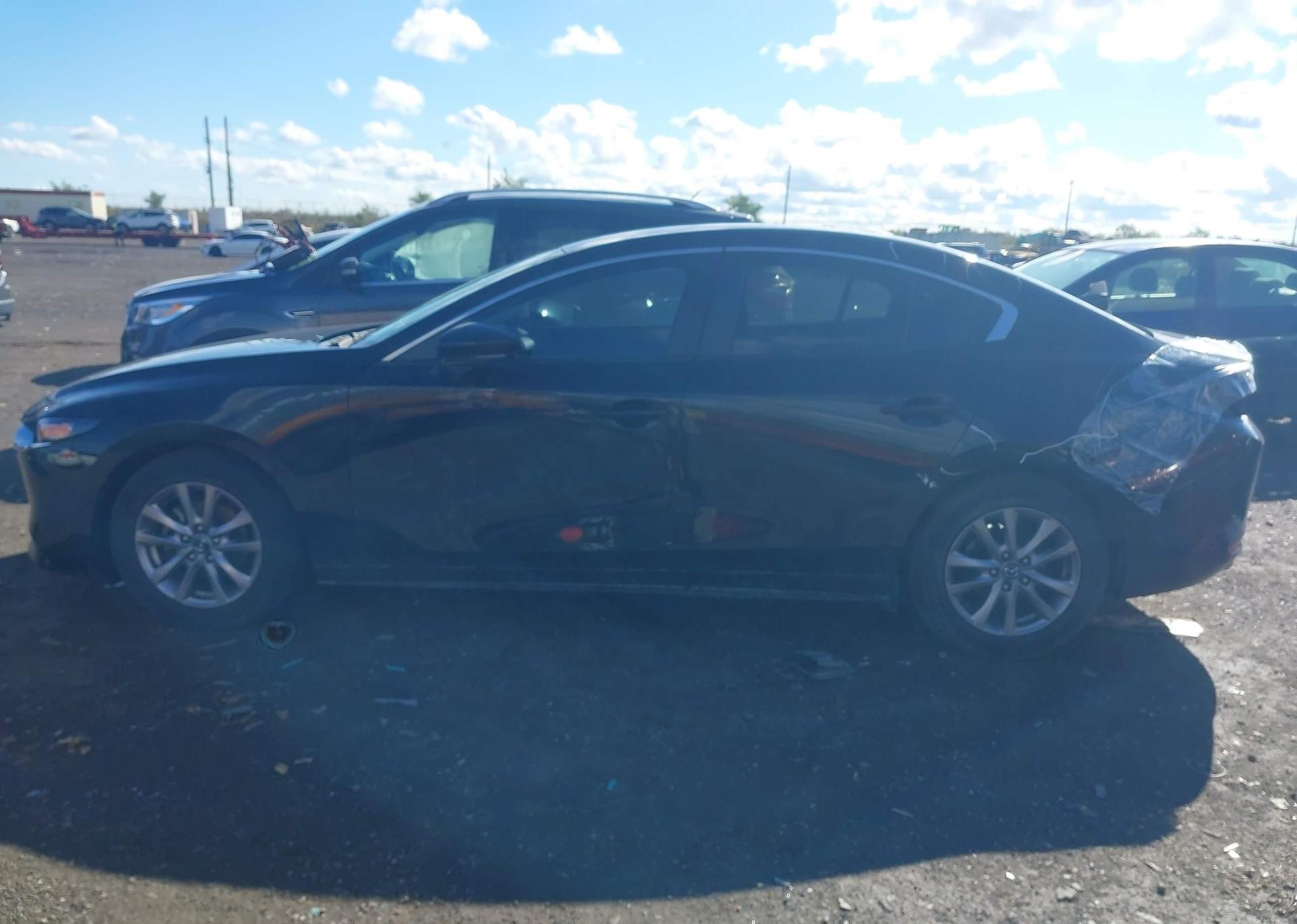 2019 MAZDA 3