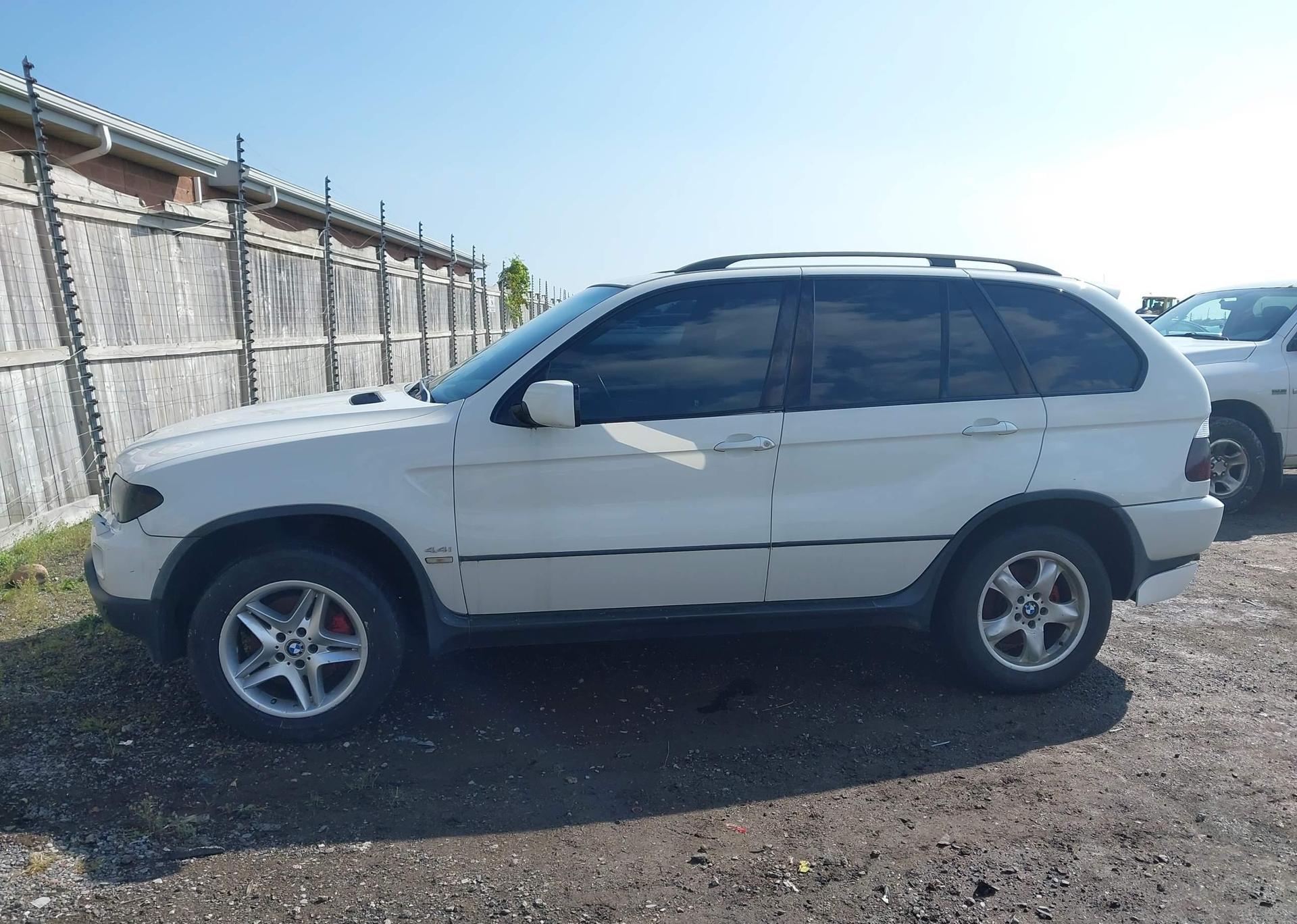 2006 BMW X5 4.4I