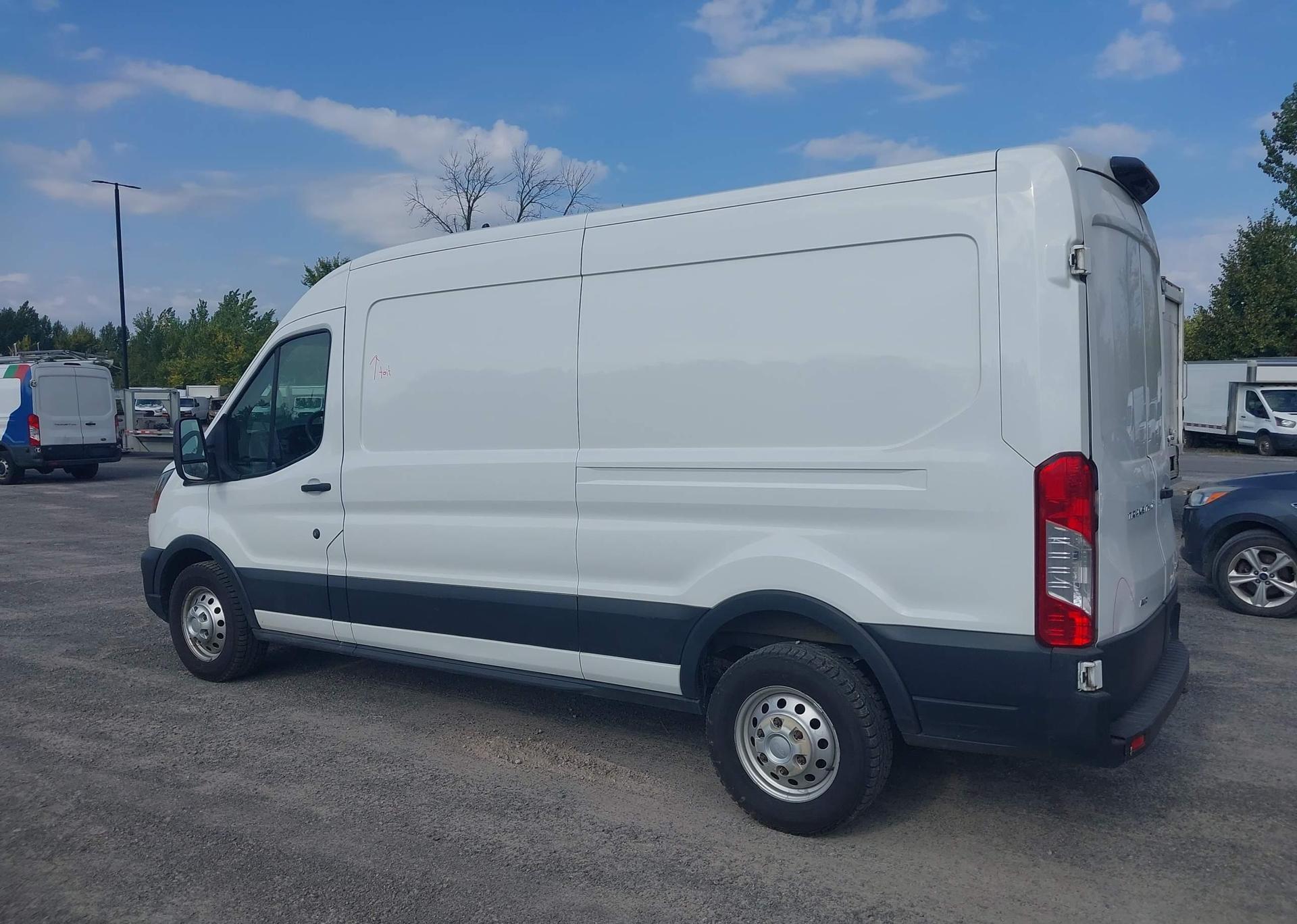 2023 FORD transit t-250