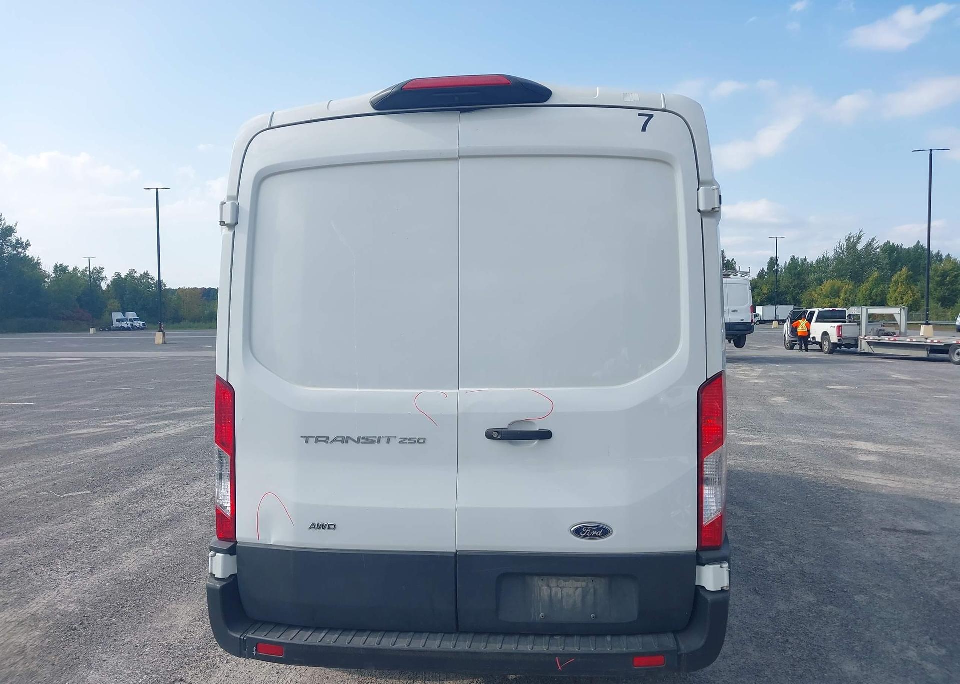 2023 FORD transit t-250