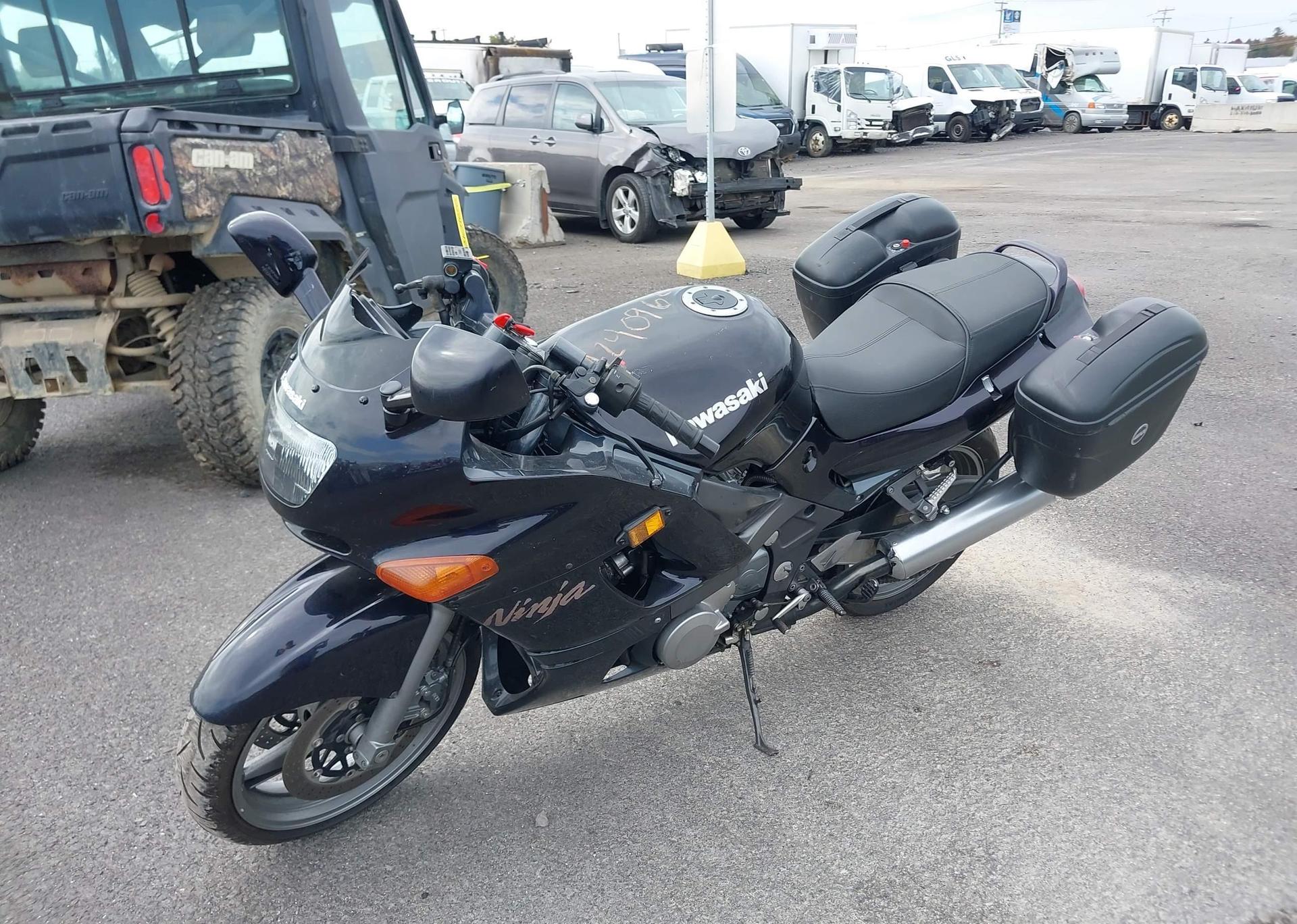 2001 KAWASAKI ZX600 E