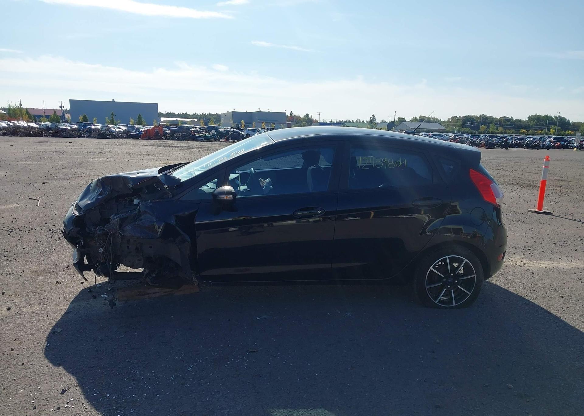 2017 FORD FIESTA SE