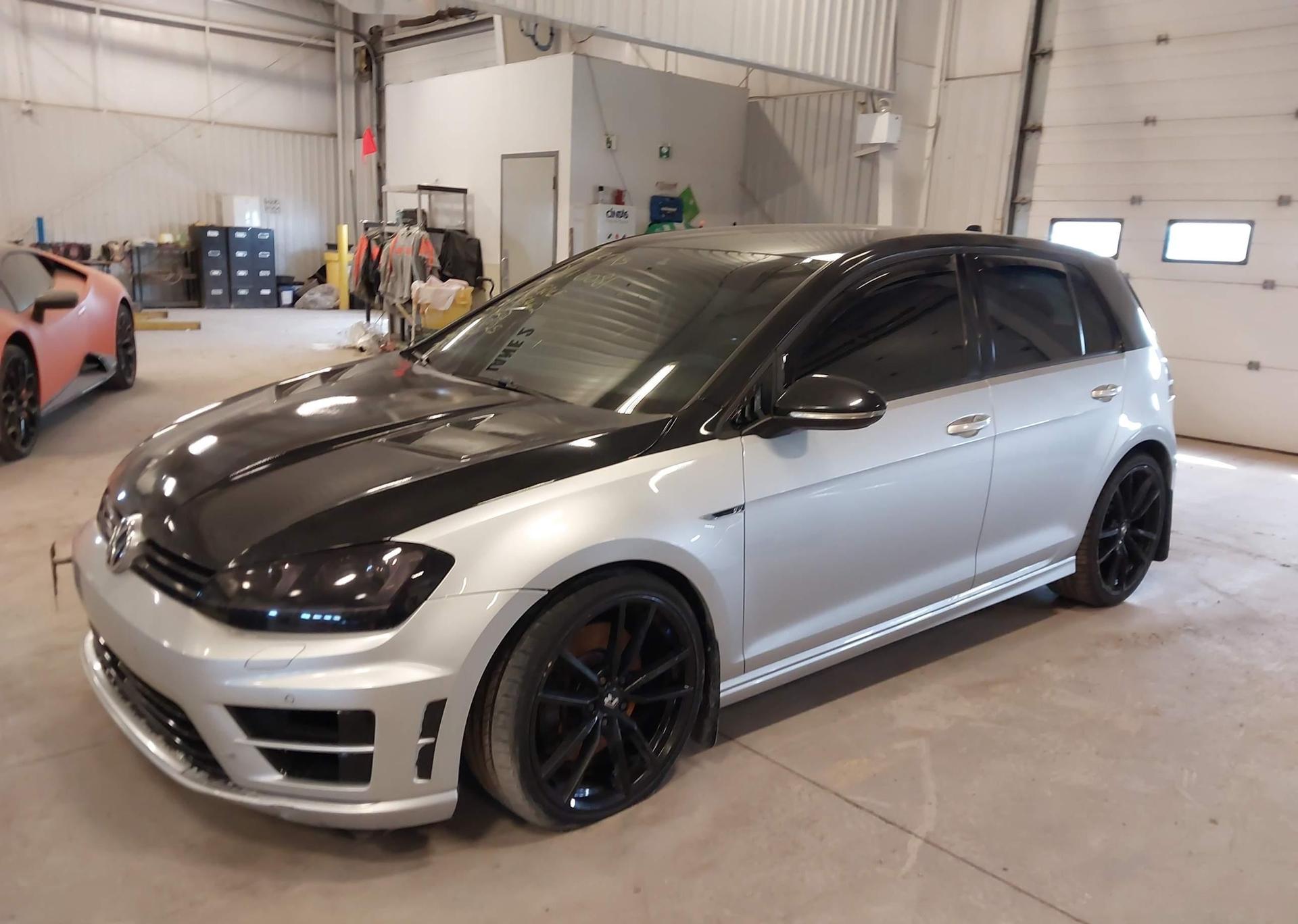2017 VOLKSWAGEN GOLF R