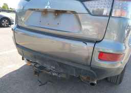 2013 MITSUBISHI OUTLANDER ES