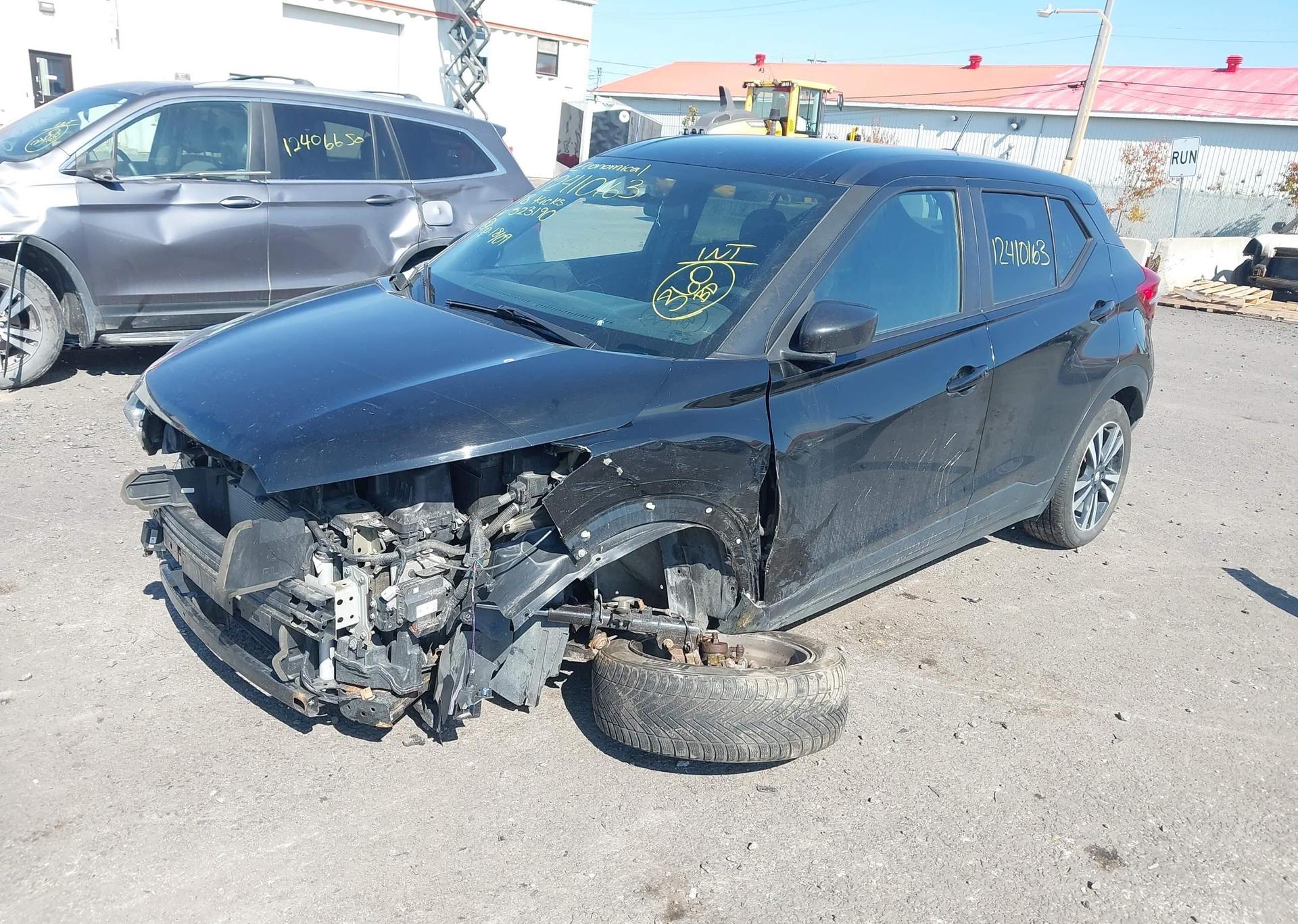 2018 NISSAN KICKS S