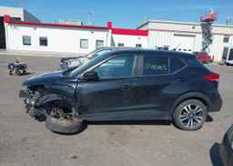 2018 NISSAN KICKS S