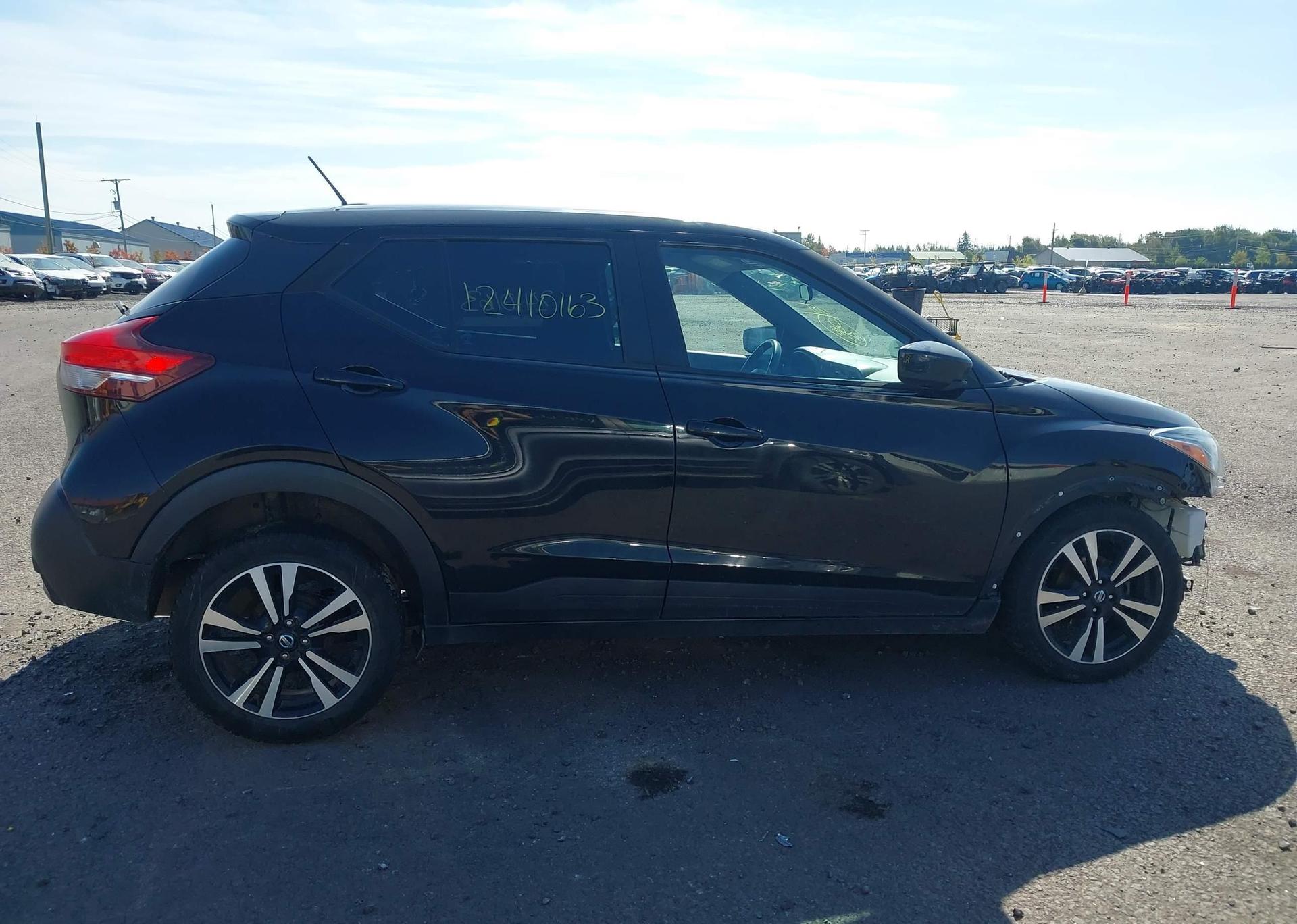 2018 NISSAN KICKS S