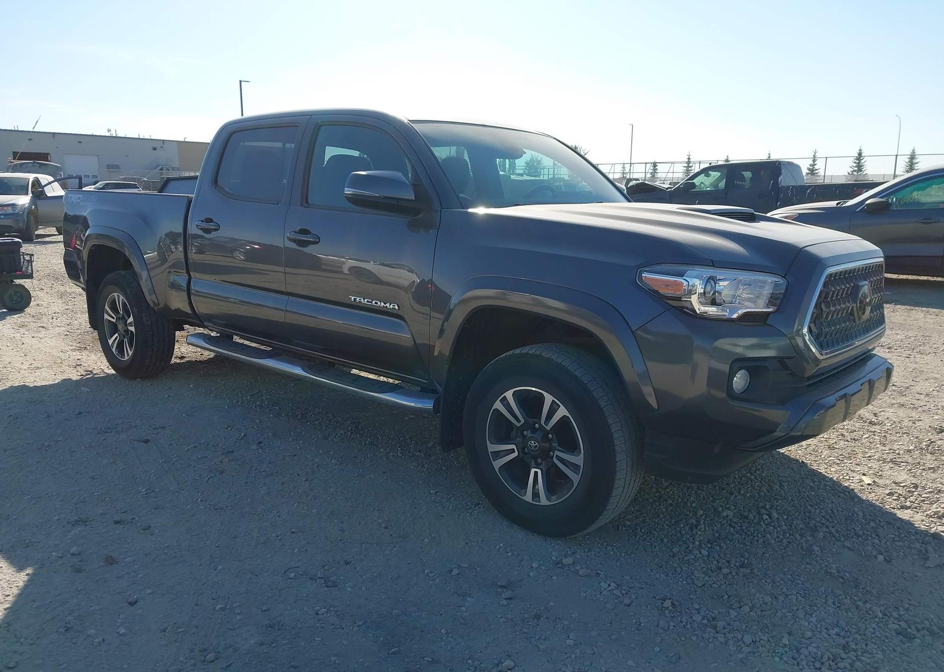 2018 TOYOTA TACOMA DBL CAB