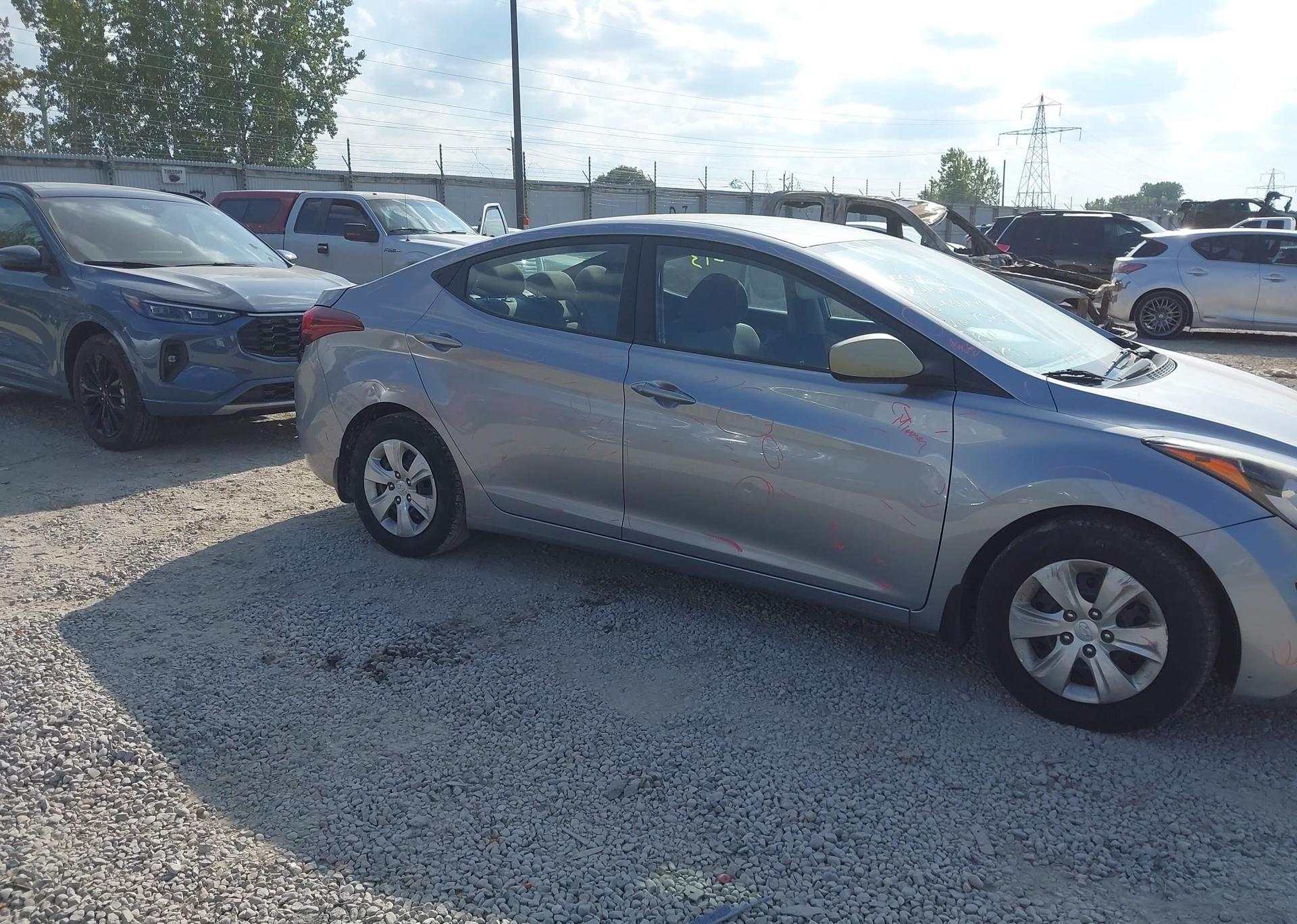 2016 HYUNDAI ELANTRA L+