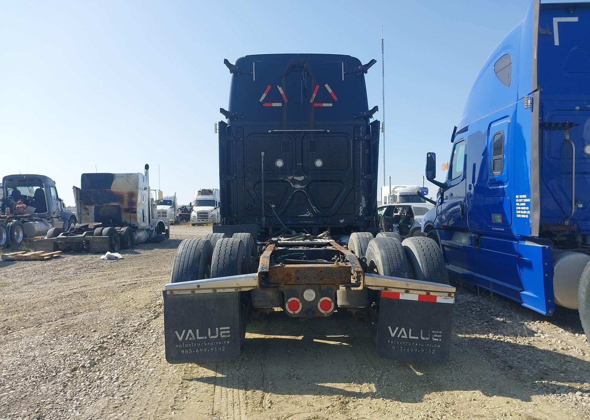 2017 FREIGHTLINER CASCADIA 125
