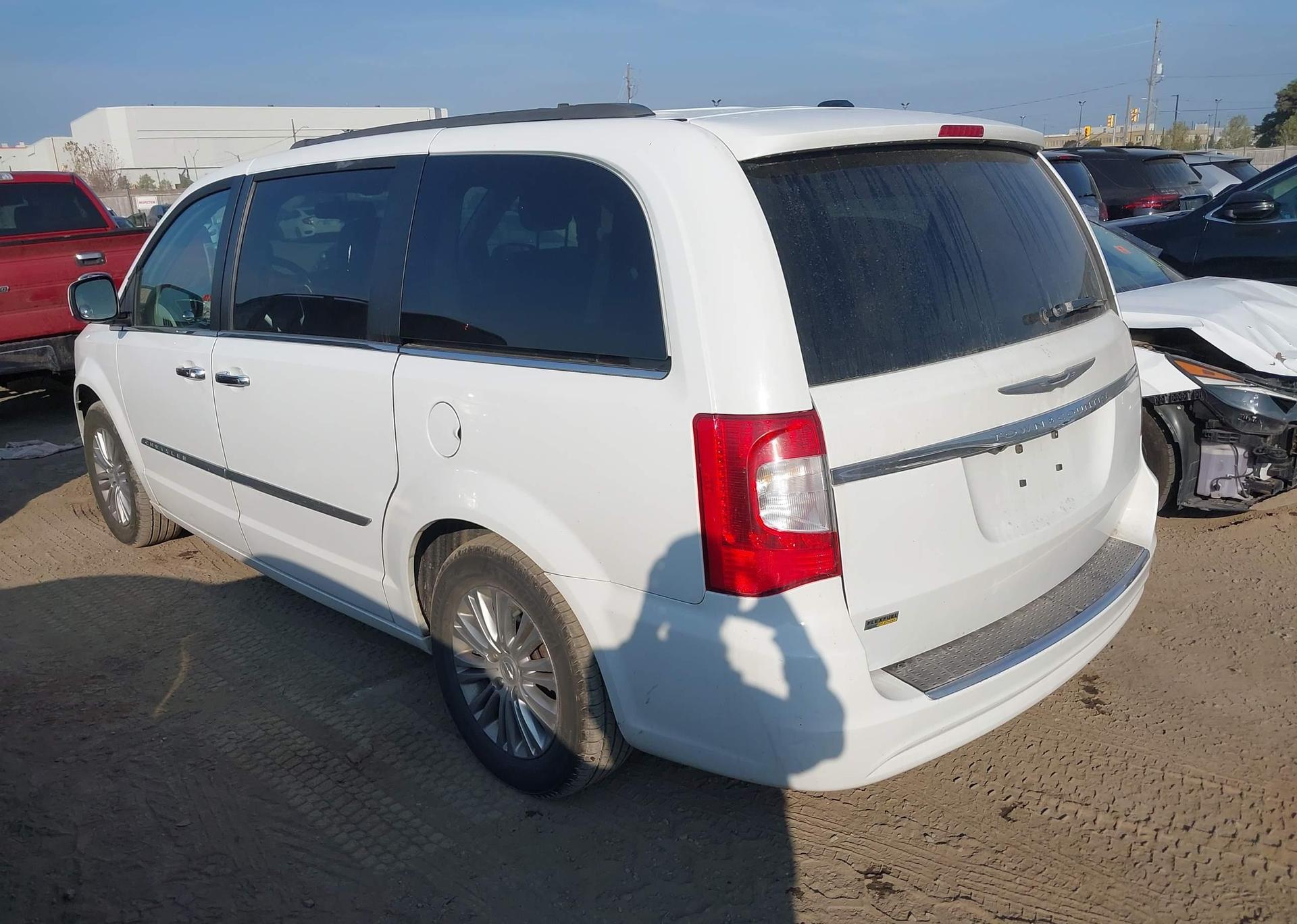 2015 CHRYSLER TOWN & COUNTRY TOURING L