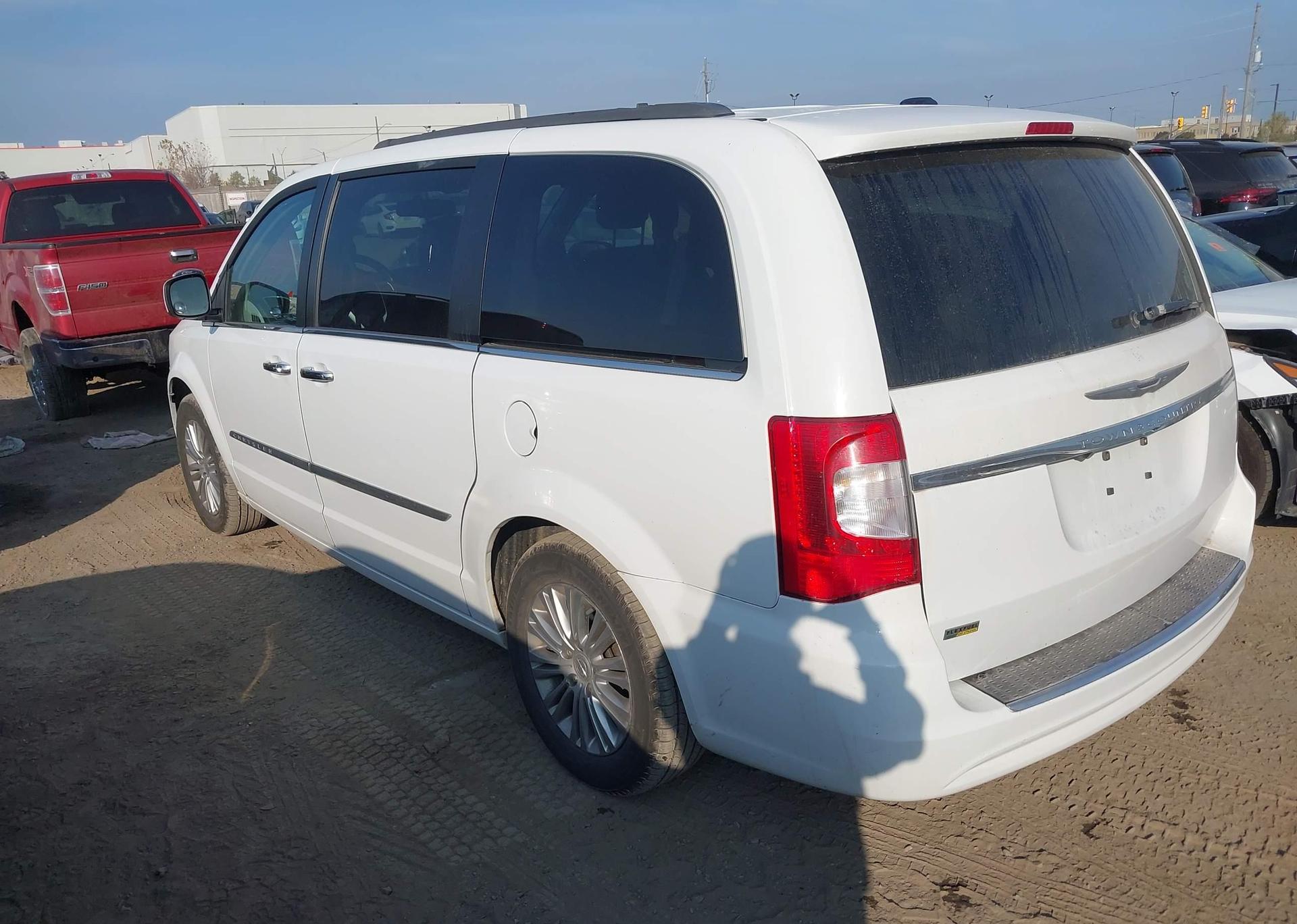 2015 CHRYSLER TOWN & COUNTRY TOURING L