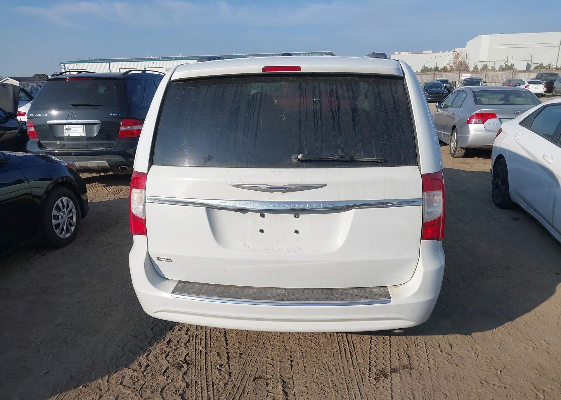 2015 CHRYSLER TOWN & COUNTRY TOURING L