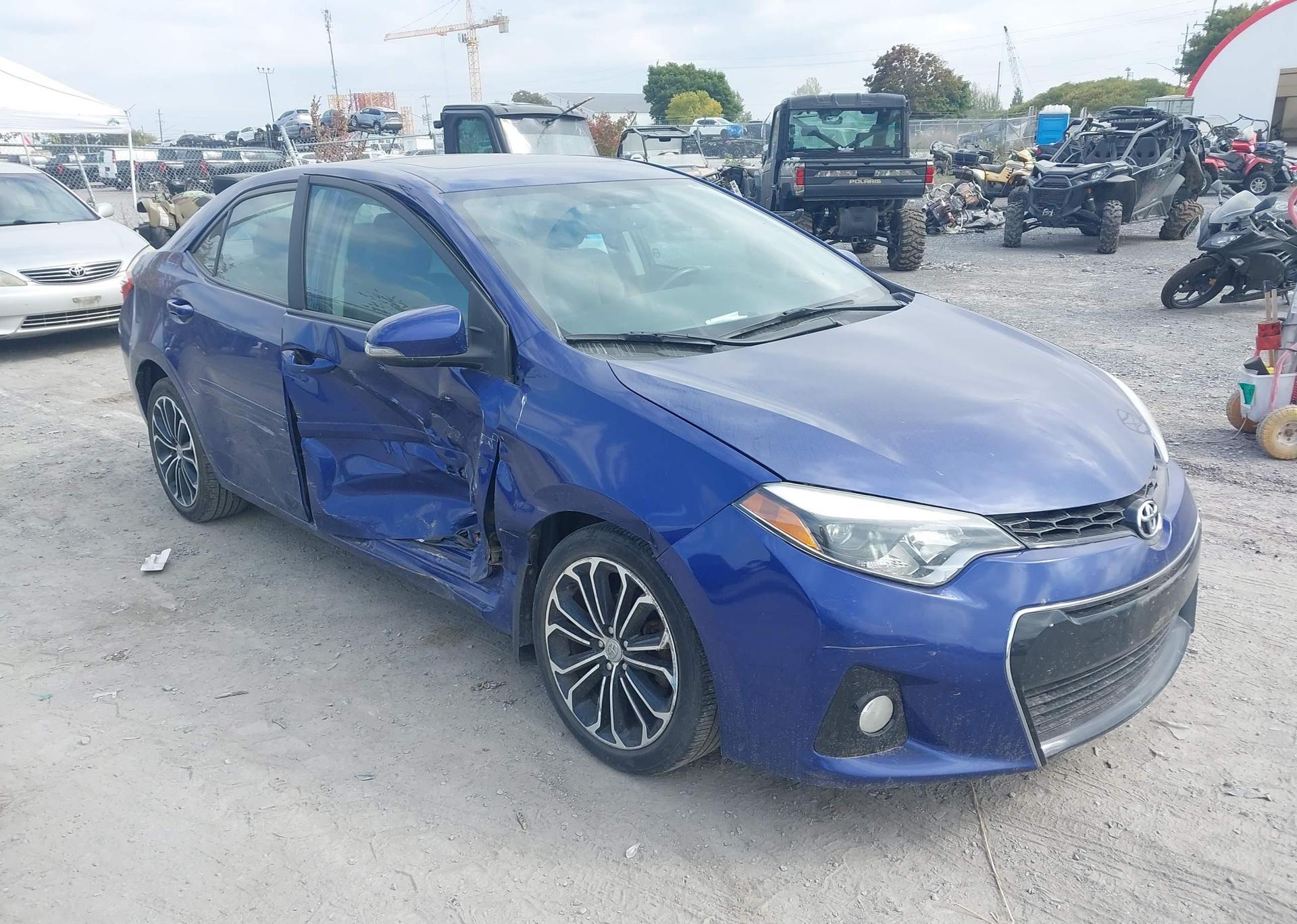2015 TOYOTA COROLLA