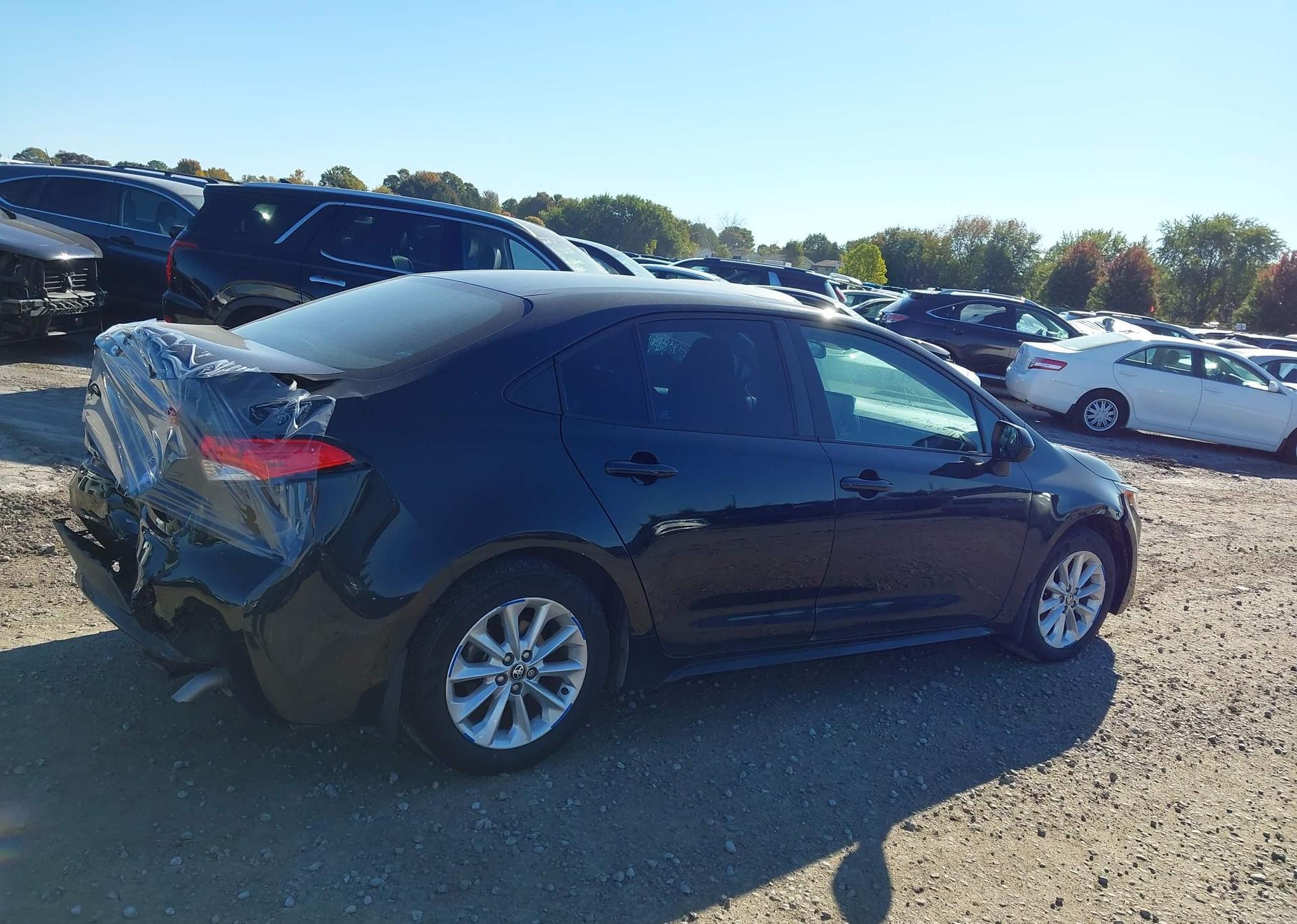2022 TOYOTA COROLLA LE