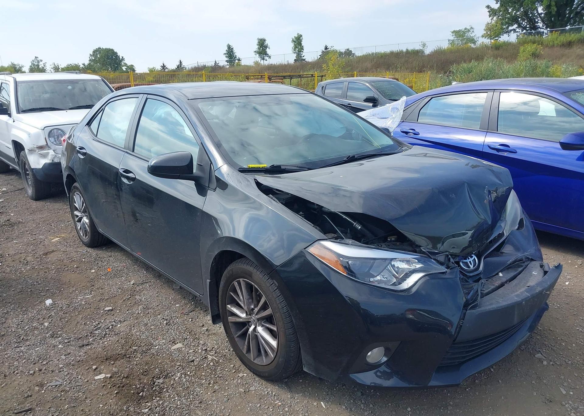 2015 TOYOTA COROLLA