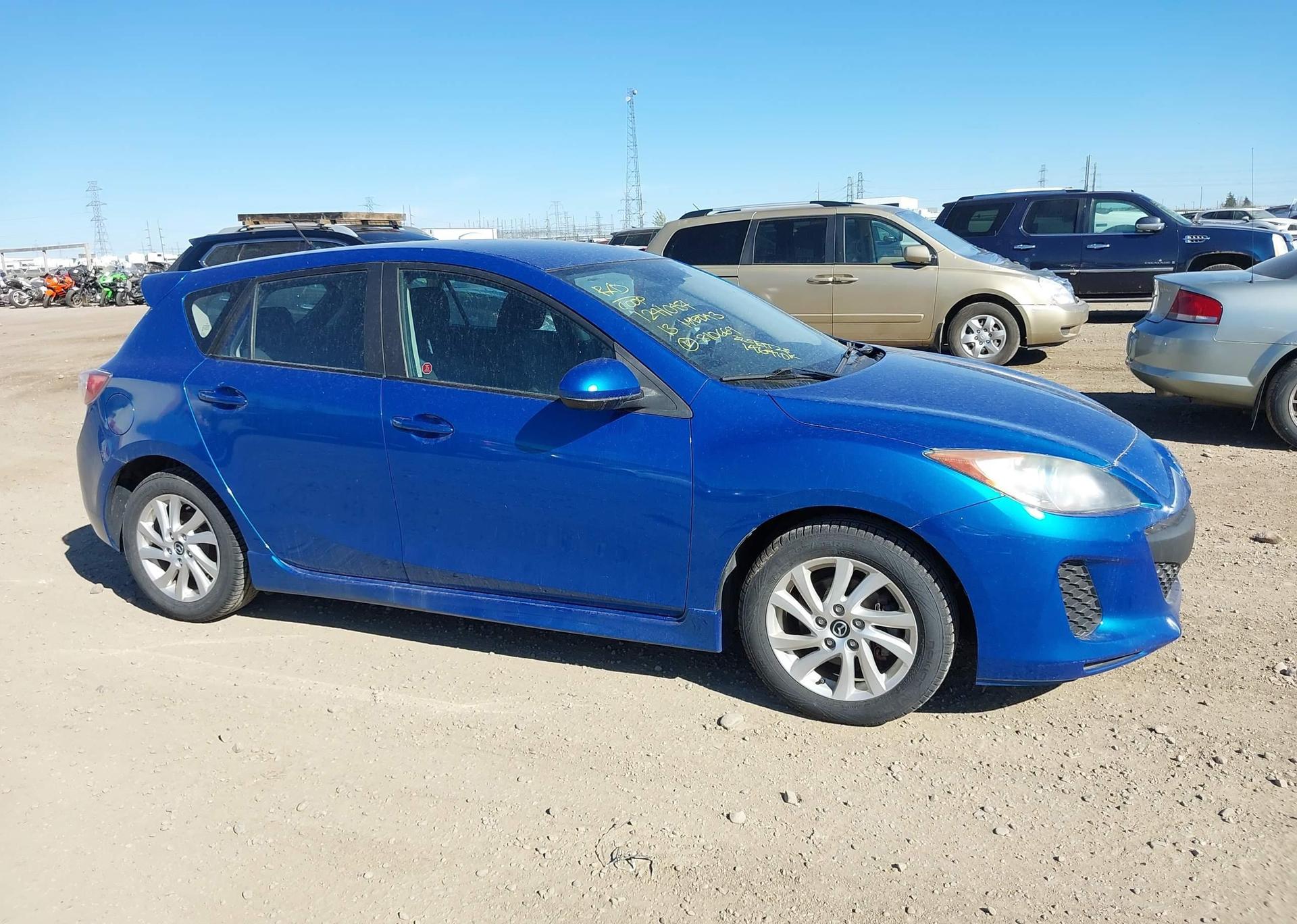 2013 MAZDA MAZDA3 GS-SKY