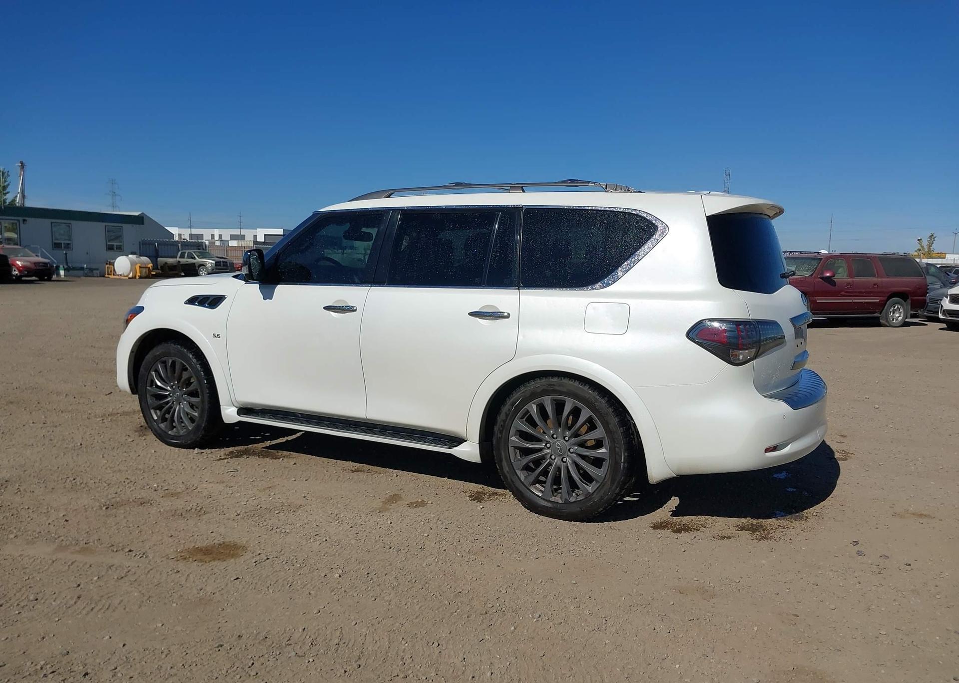 2016 INFINITI QX80