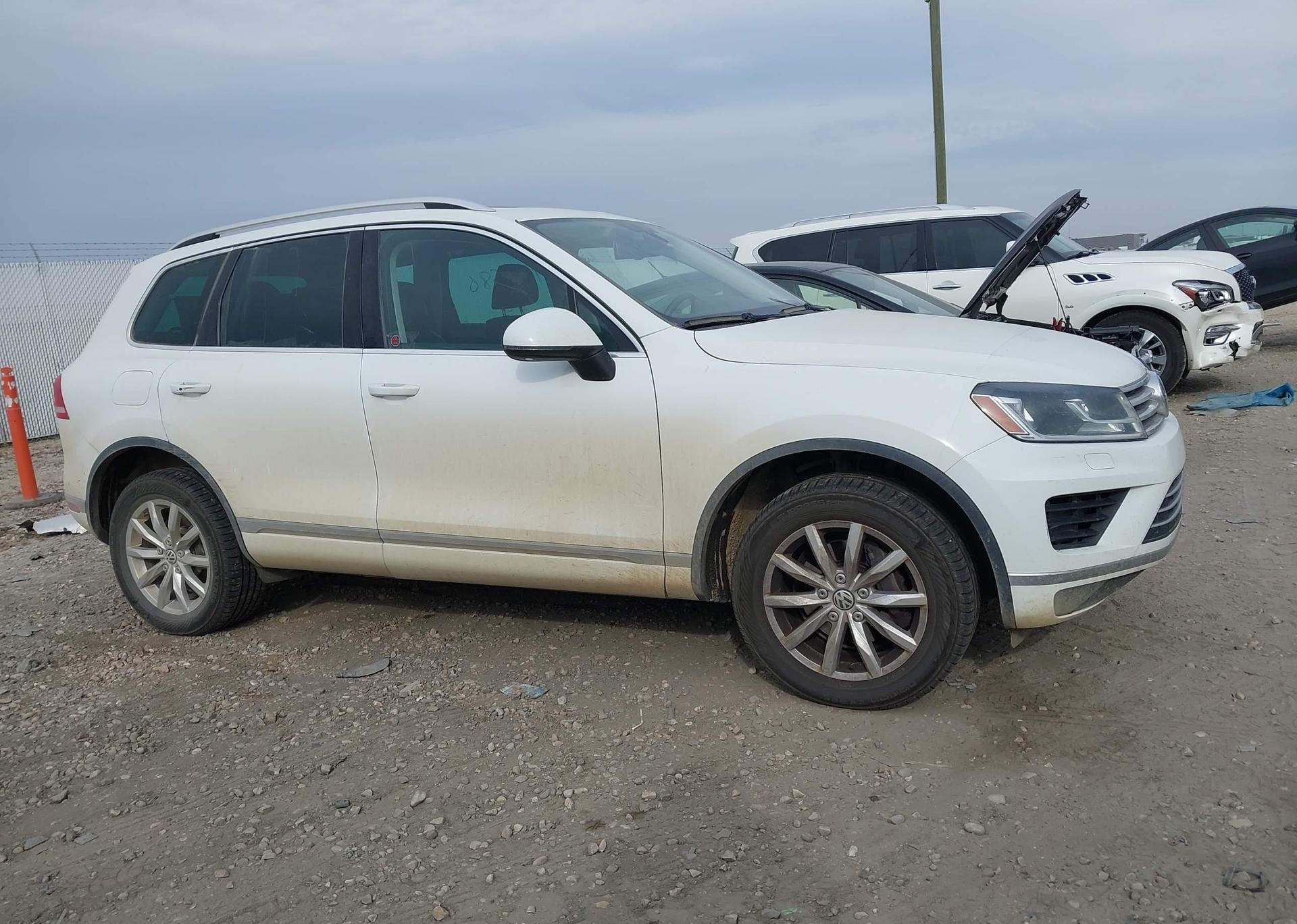 2016 VOLKSWAGEN TOUAREG 3.6L COMFORTLINE