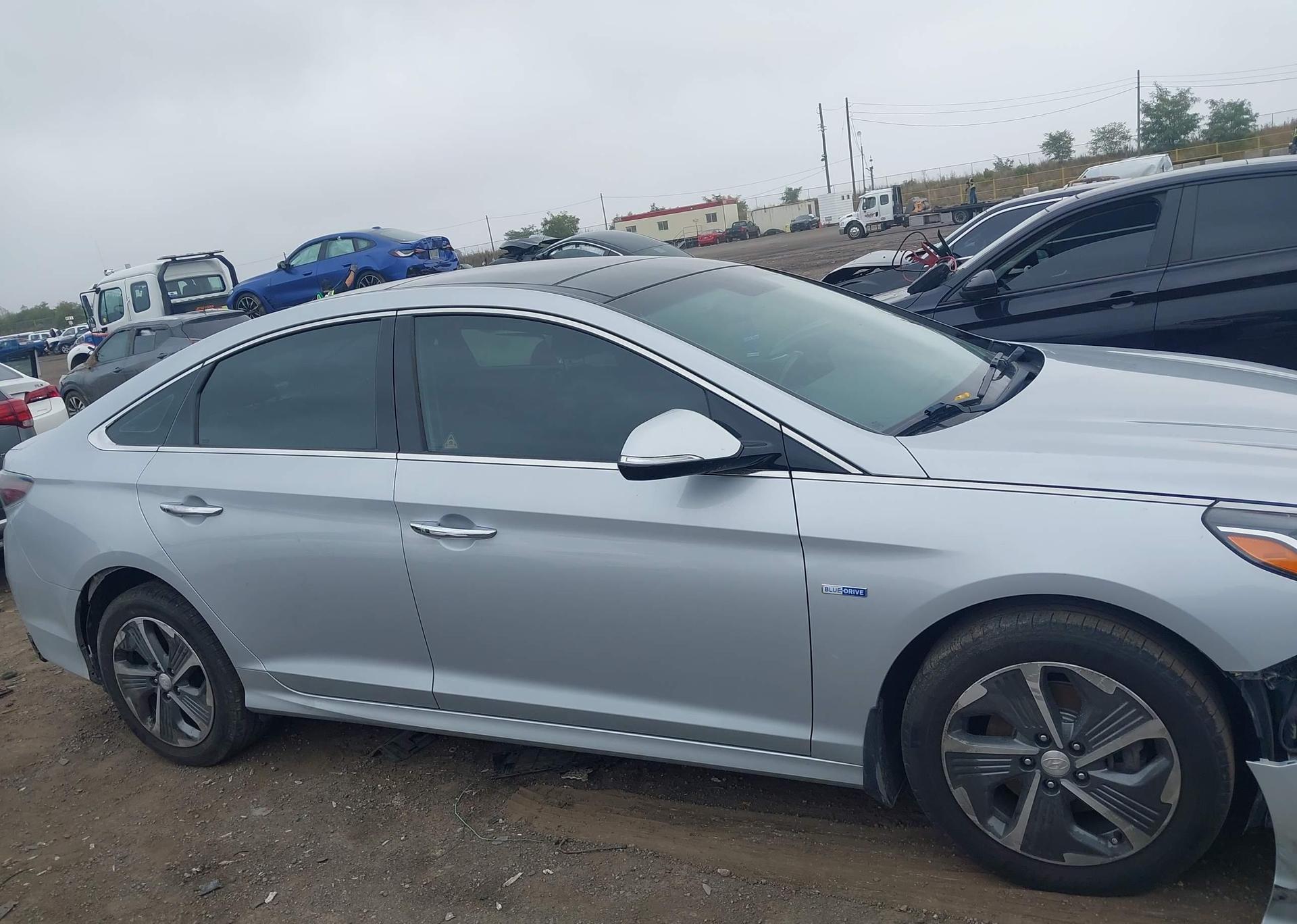 2018 HYUNDAI SONATA HYBRID GLS