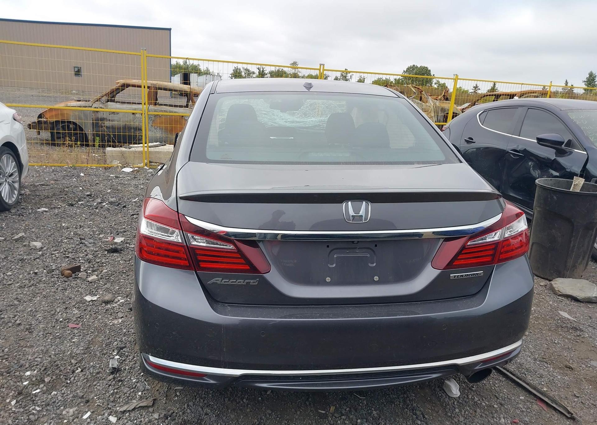 2017 HONDA ACCORD EX