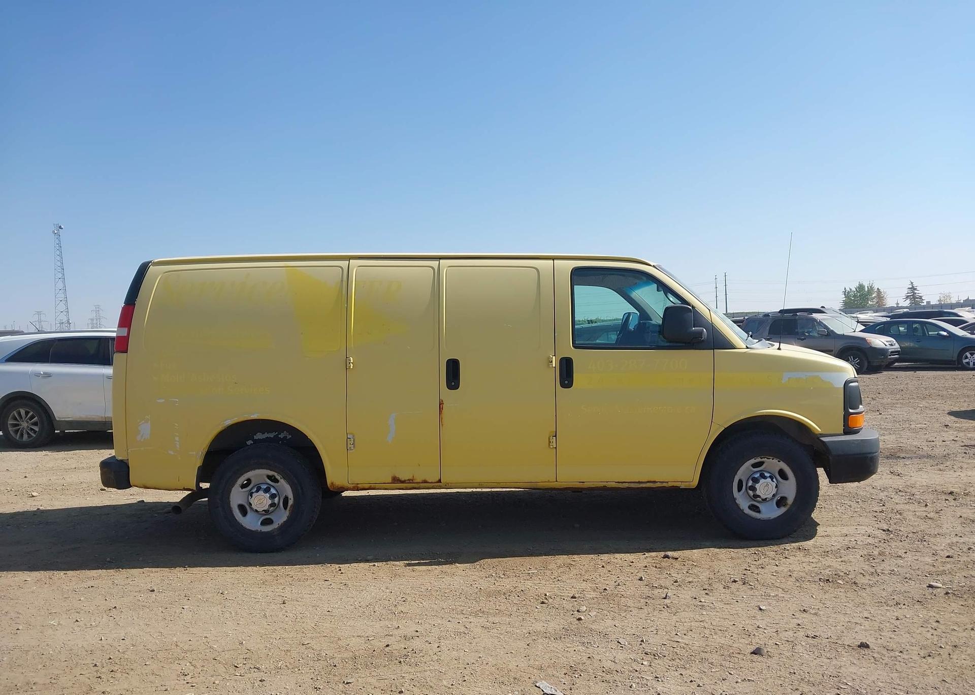 2011 CHEVROLET EXPRESS G2500