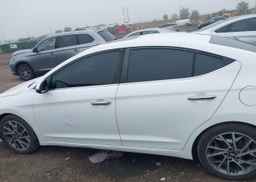 2019 HYUNDAI ELANTRA LUXURY