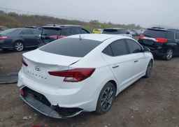 2019 HYUNDAI ELANTRA LUXURY