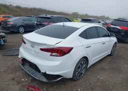 2019 HYUNDAI ELANTRA LUXURY