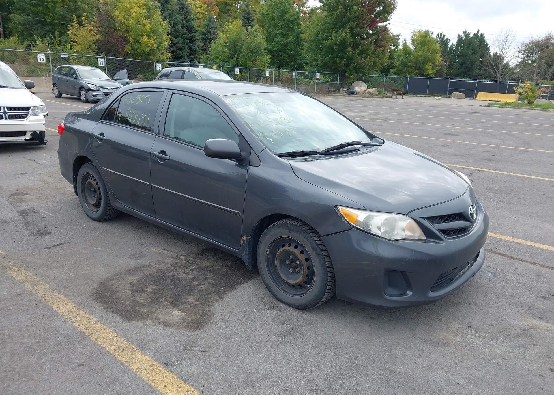 2011 TOYOTA COROLLA