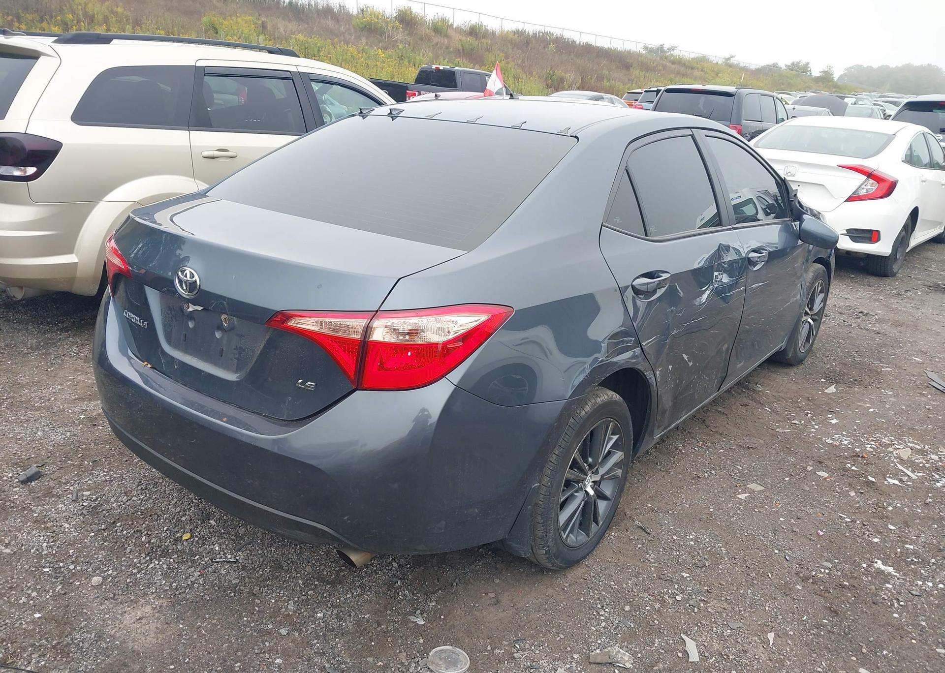 2018 TOYOTA COROLLA LE