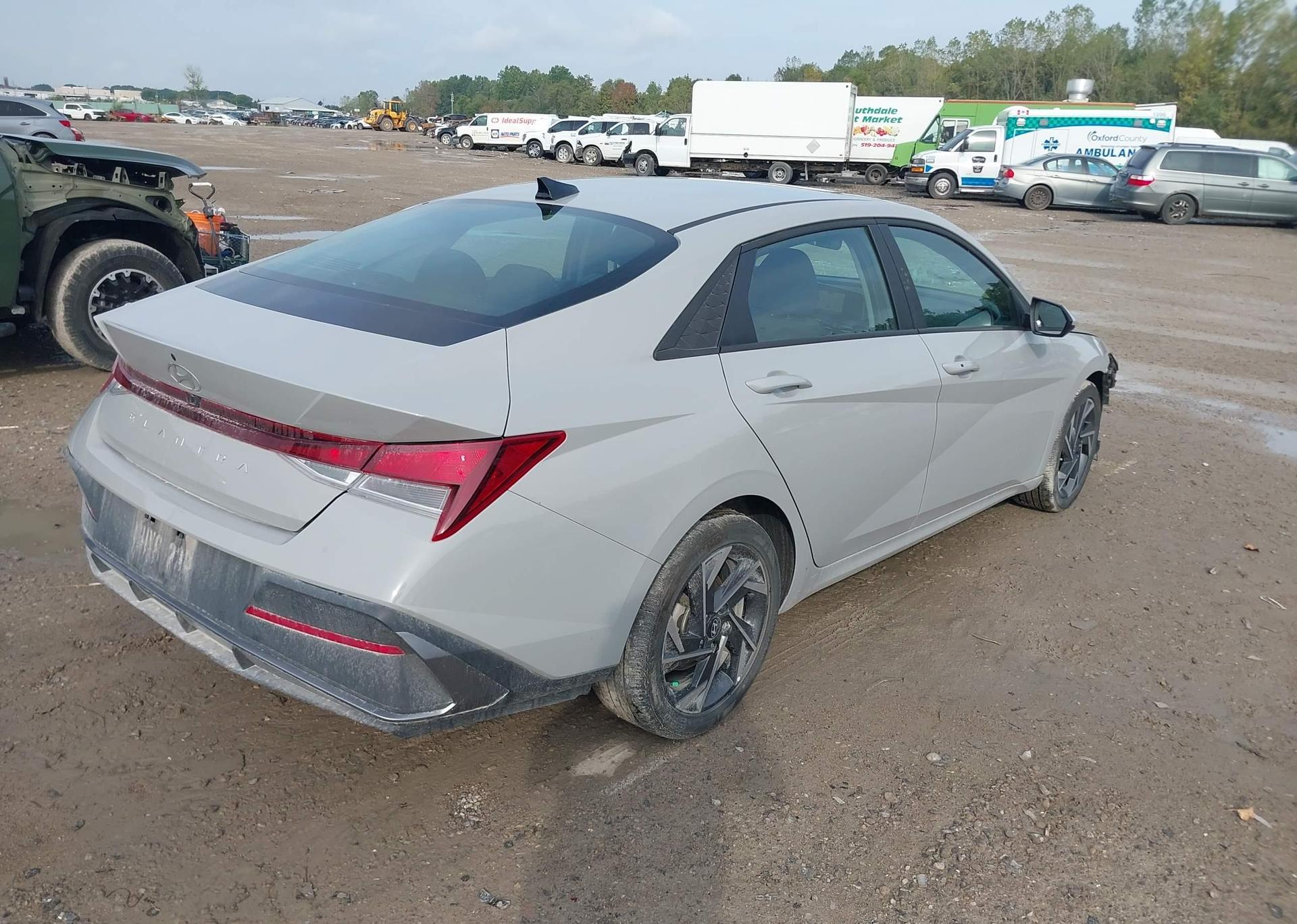 2024 HYUNDAI ELANTRA SEL