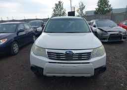 2010 SUBARU FORESTER XS