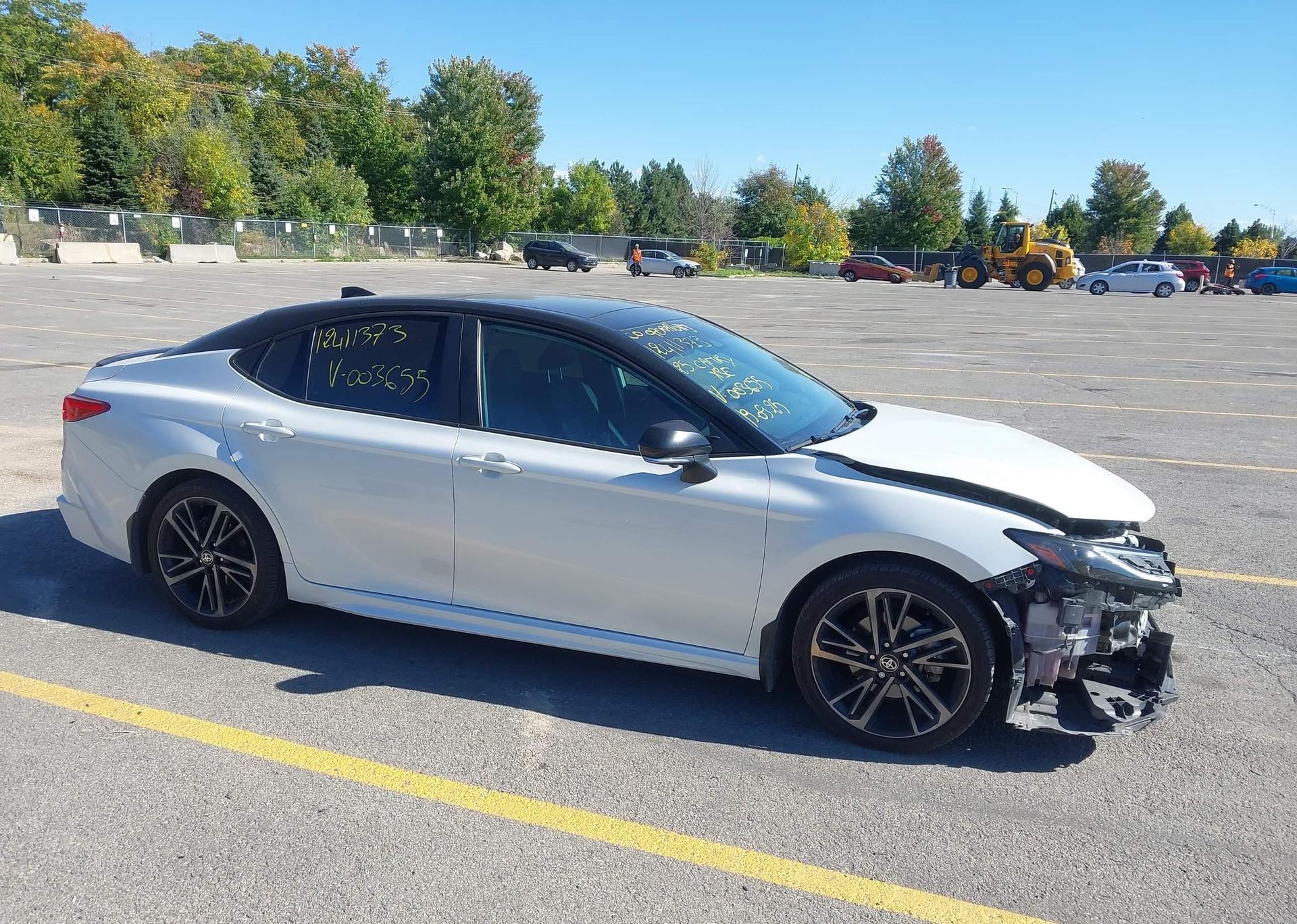 2025 TOYOTA CAMRY XSE
